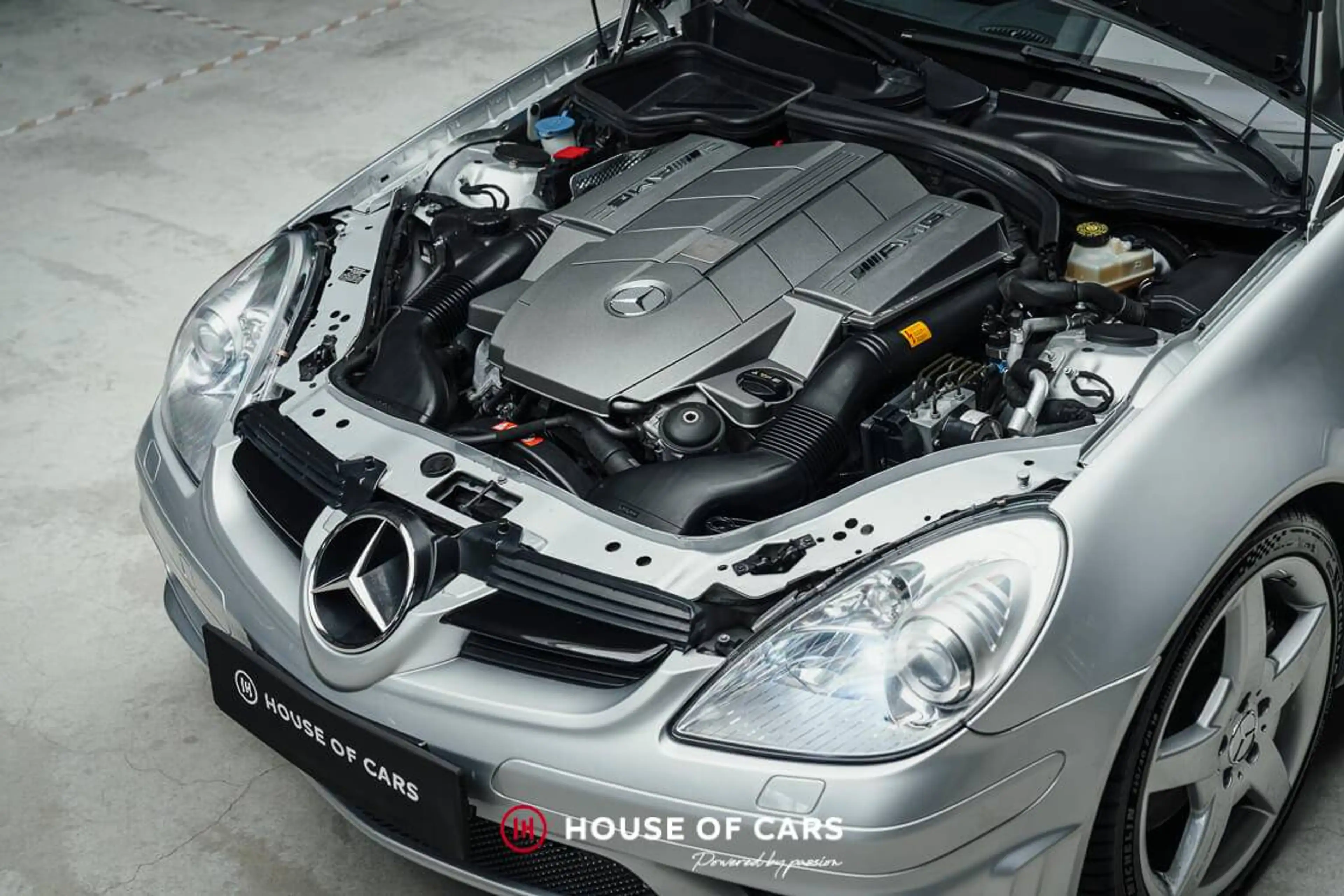 Mercedes-Benz SLK 55 AMG (R171) Roadster - 1st paint - MB History — photo 12