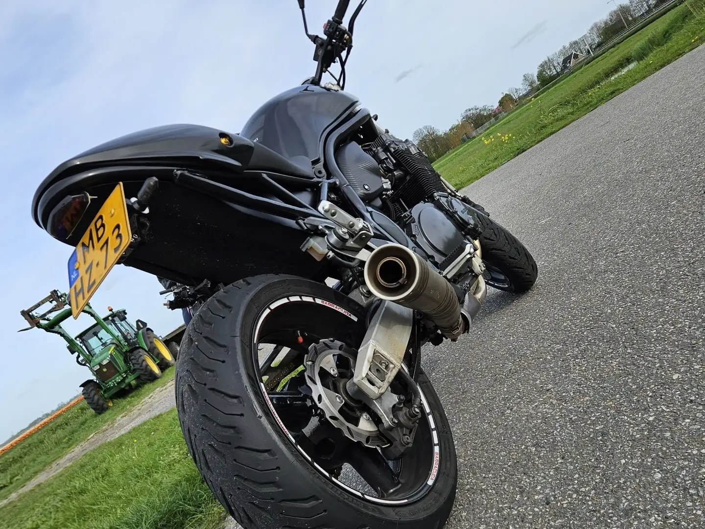 Suzuki Bandit 1200 Zwart - 2