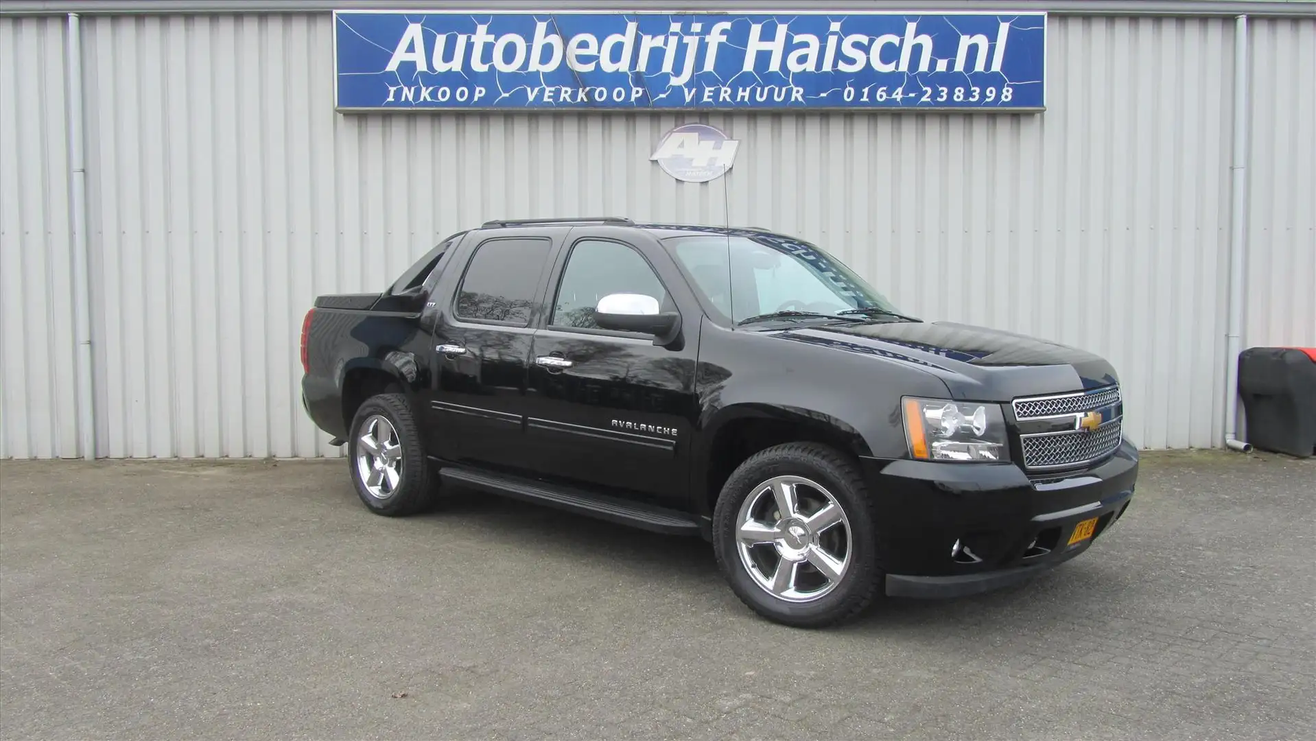 Chevrolet Avalanche AVALANCHE 5.4 325pk AUTOMAAT Negro - 1