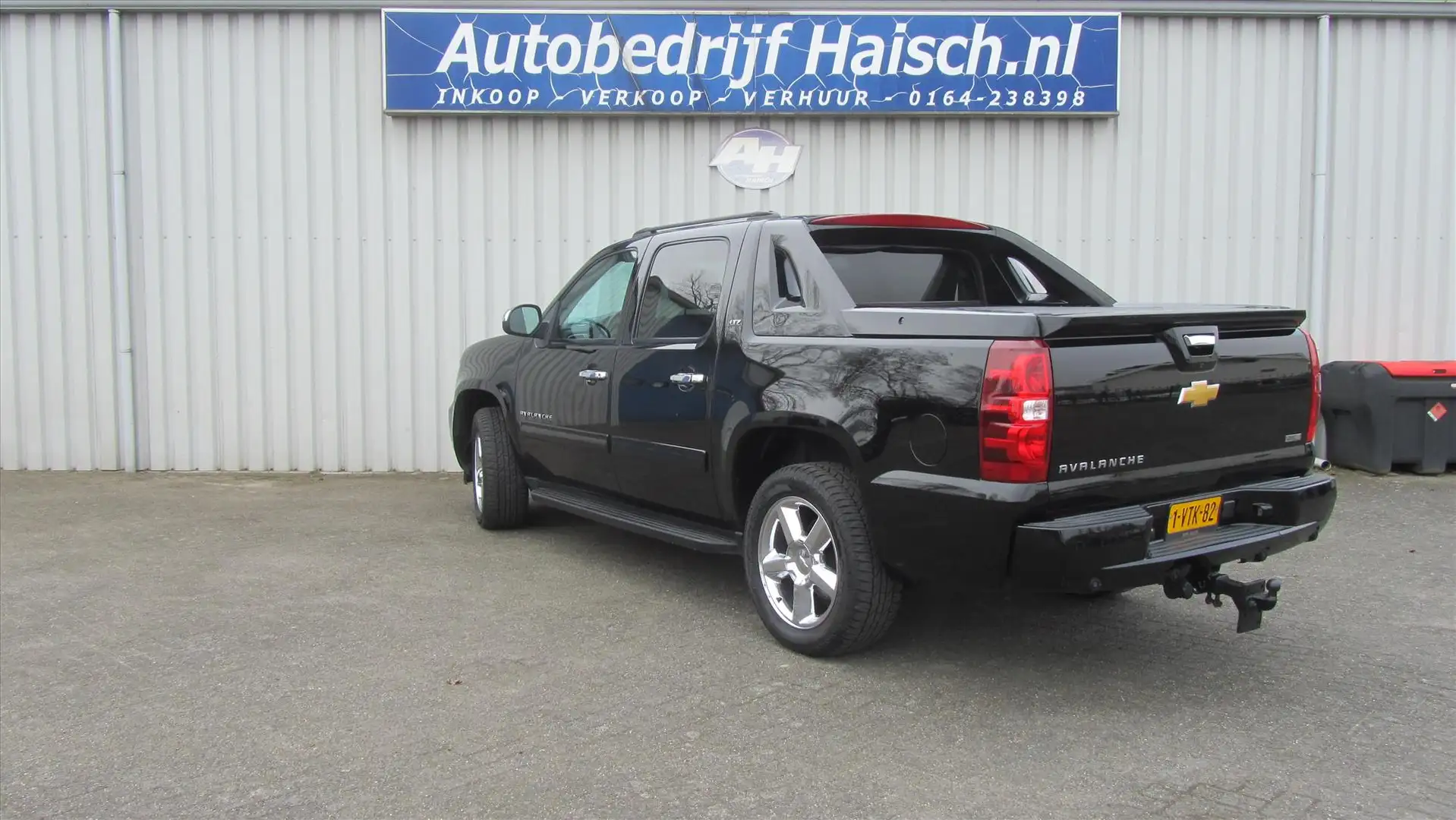 Chevrolet Avalanche AVALANCHE 5.4 325pk AUTOMAAT Negro - 2