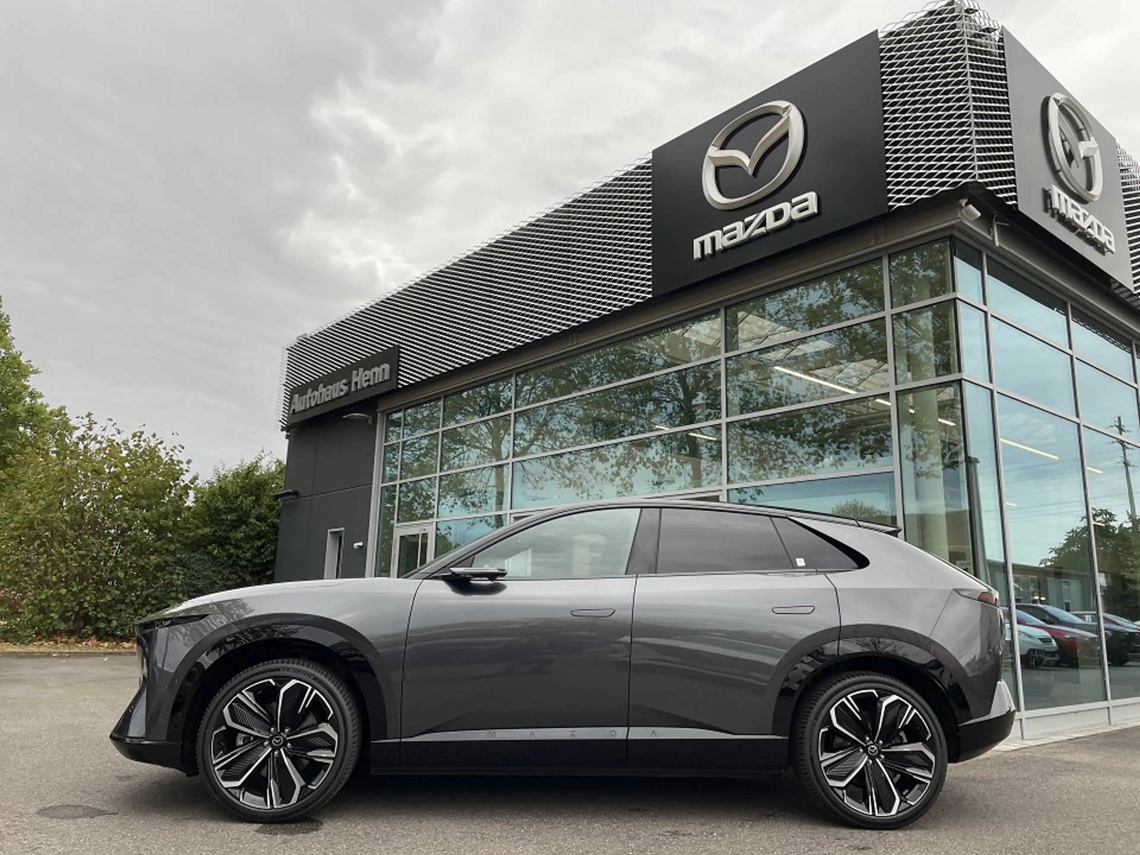 Mazda CX-6e EV 258ps