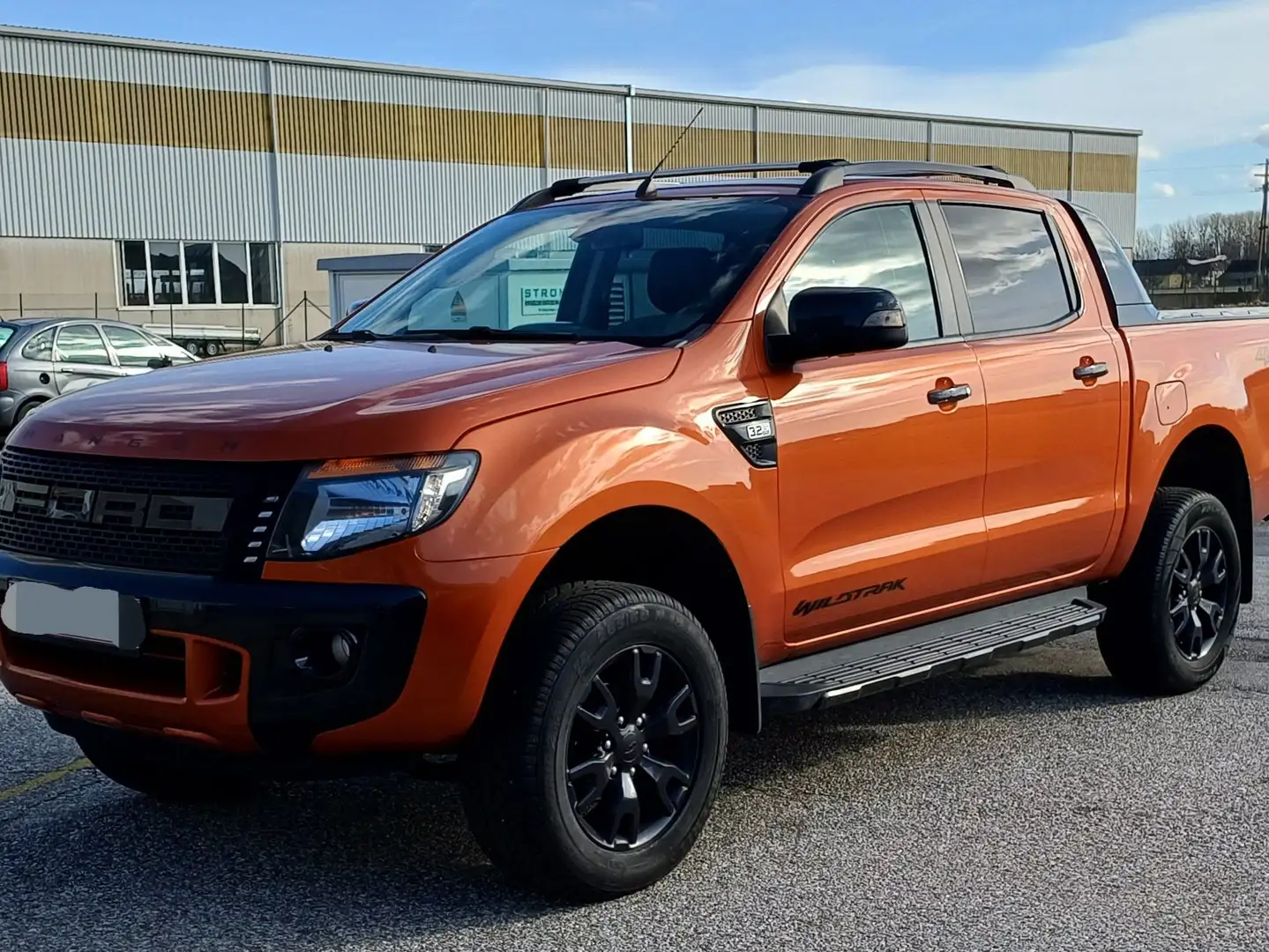 Ford Ranger Wildtrak Pomarańczowy - 1