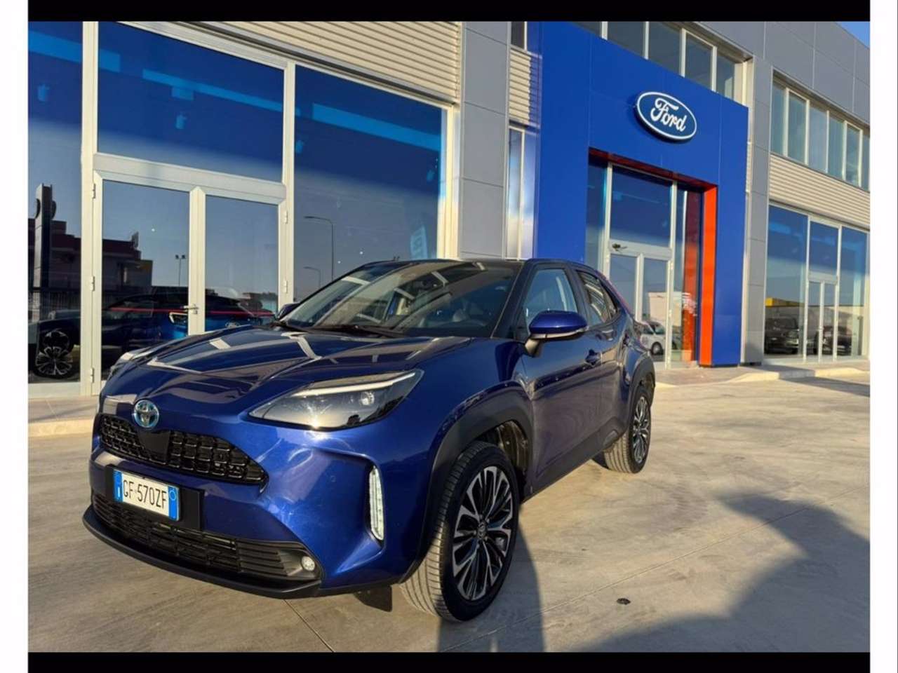 Toyota Yaris Cross 1.5h lounge fwd 116cv e-cvt