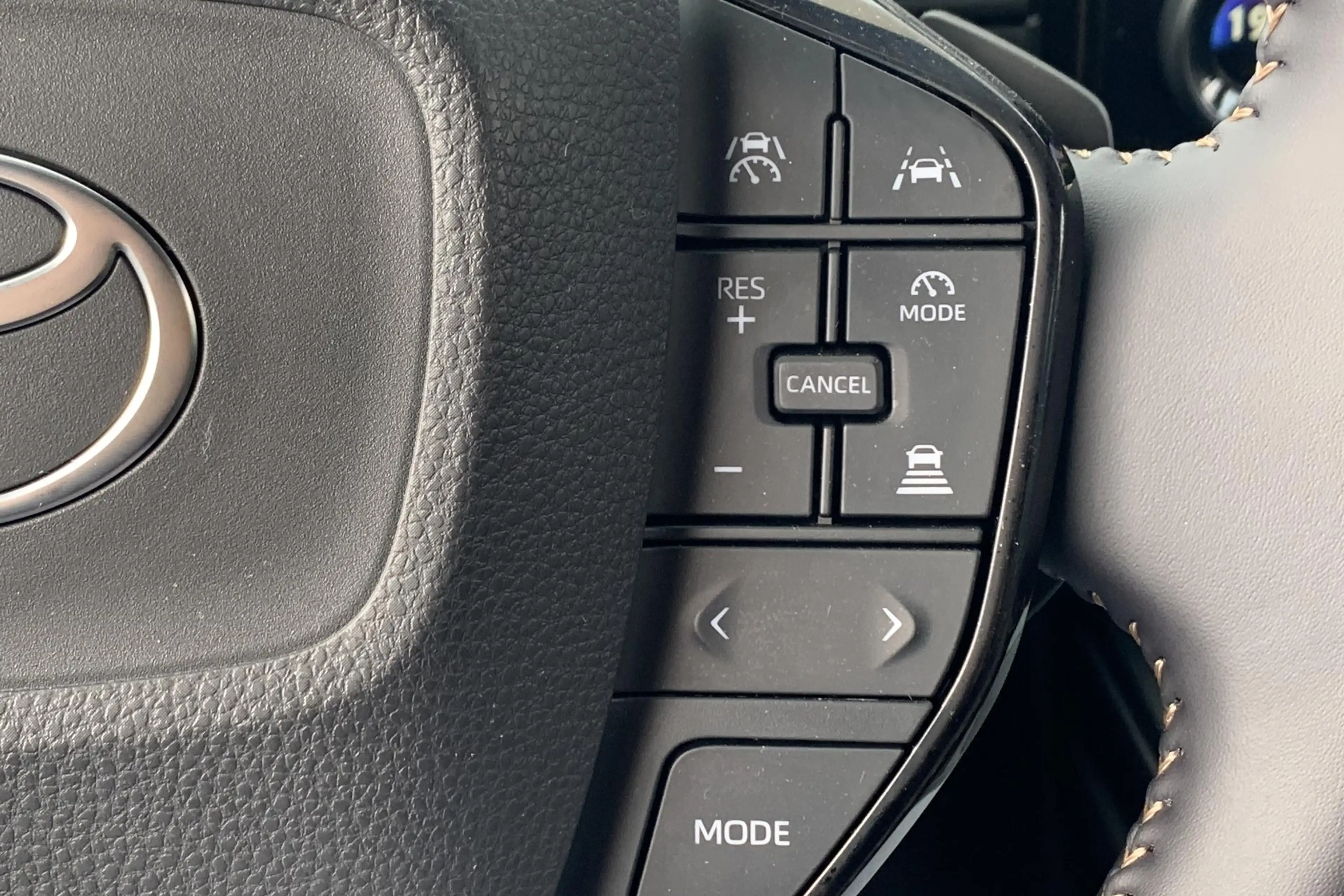 Toyota bZ4X Touring Dynamic 75 kWh / Nu €3.000,- inruilpremie! — photo 14