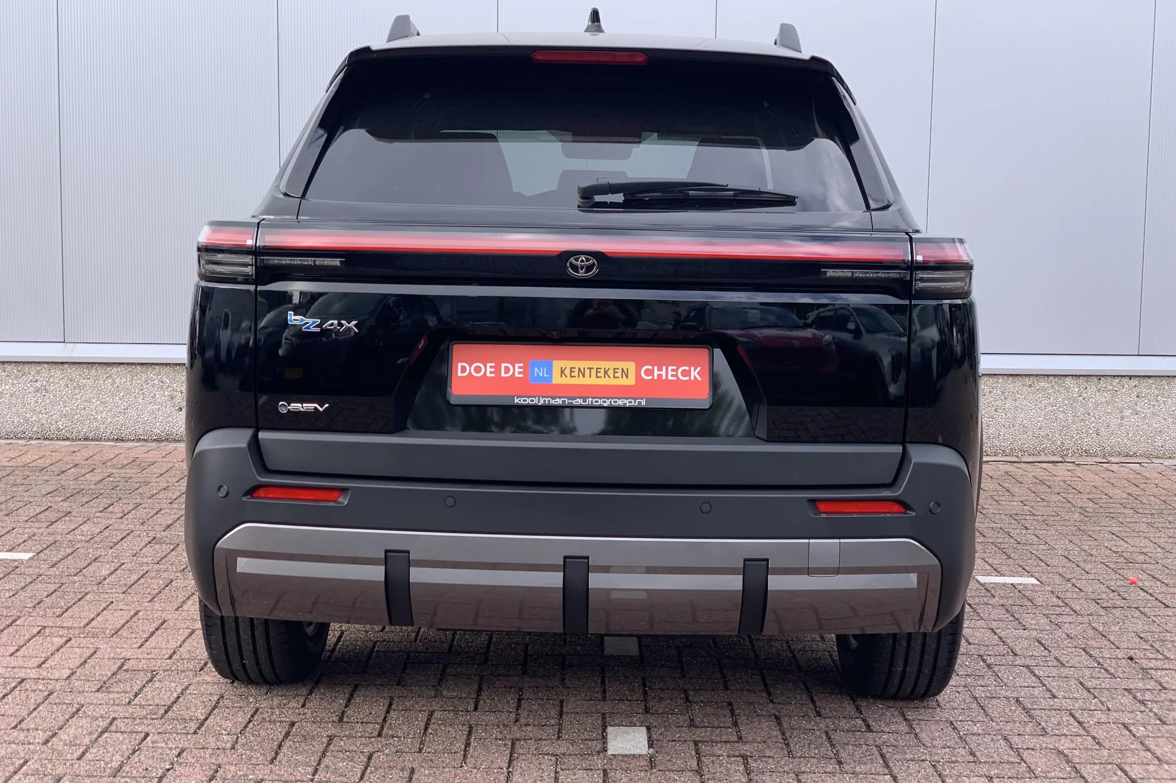 Toyota bZ4X Touring Dynamic 75 kWh / Nu €3.000,- inruilpremie! — photo 5