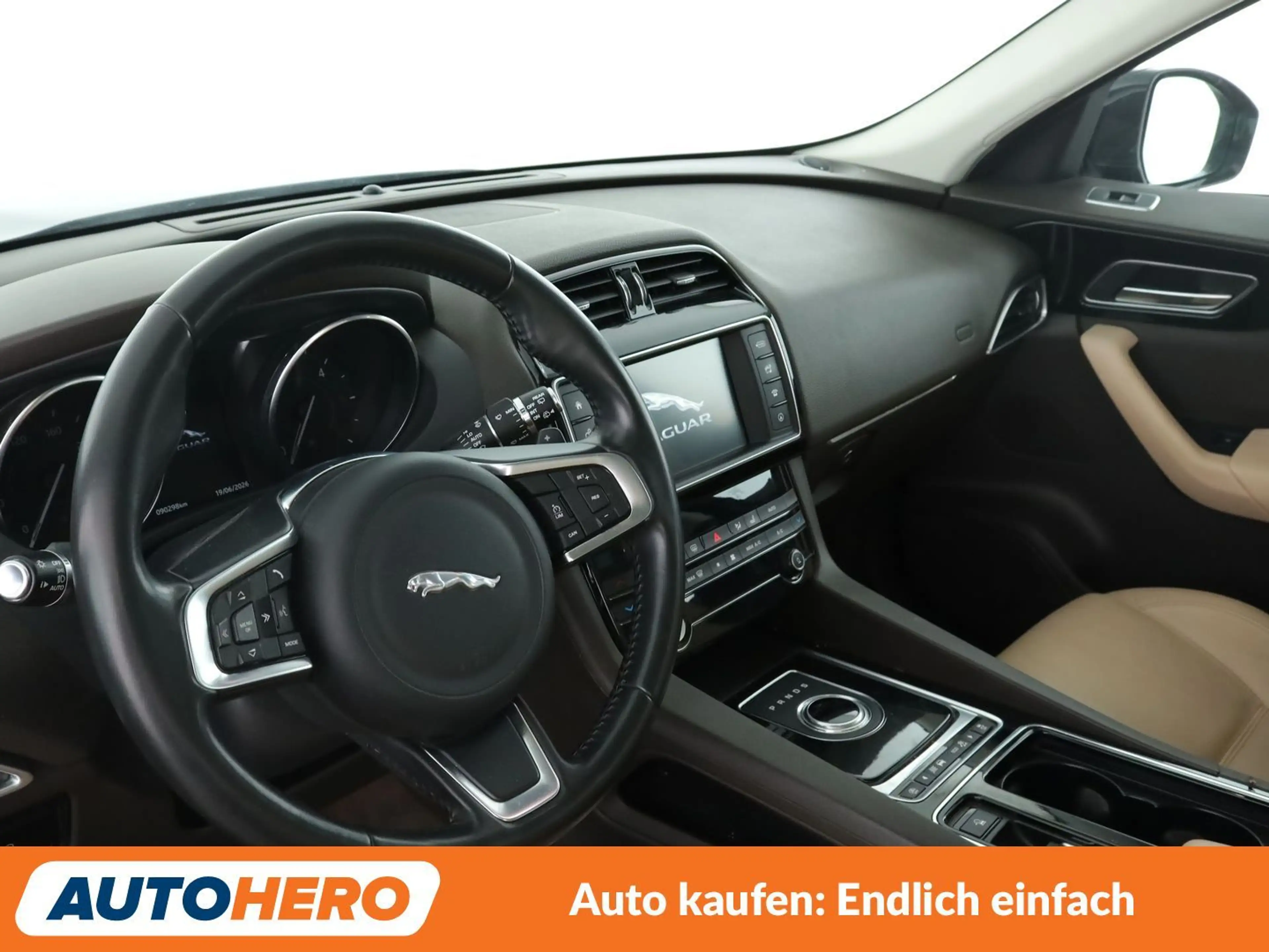Jaguar F-Pace 25d Prestige AWD Aut*NAVI*XENON*TEMPO*CAM*PDC*SHZ* — photo 11