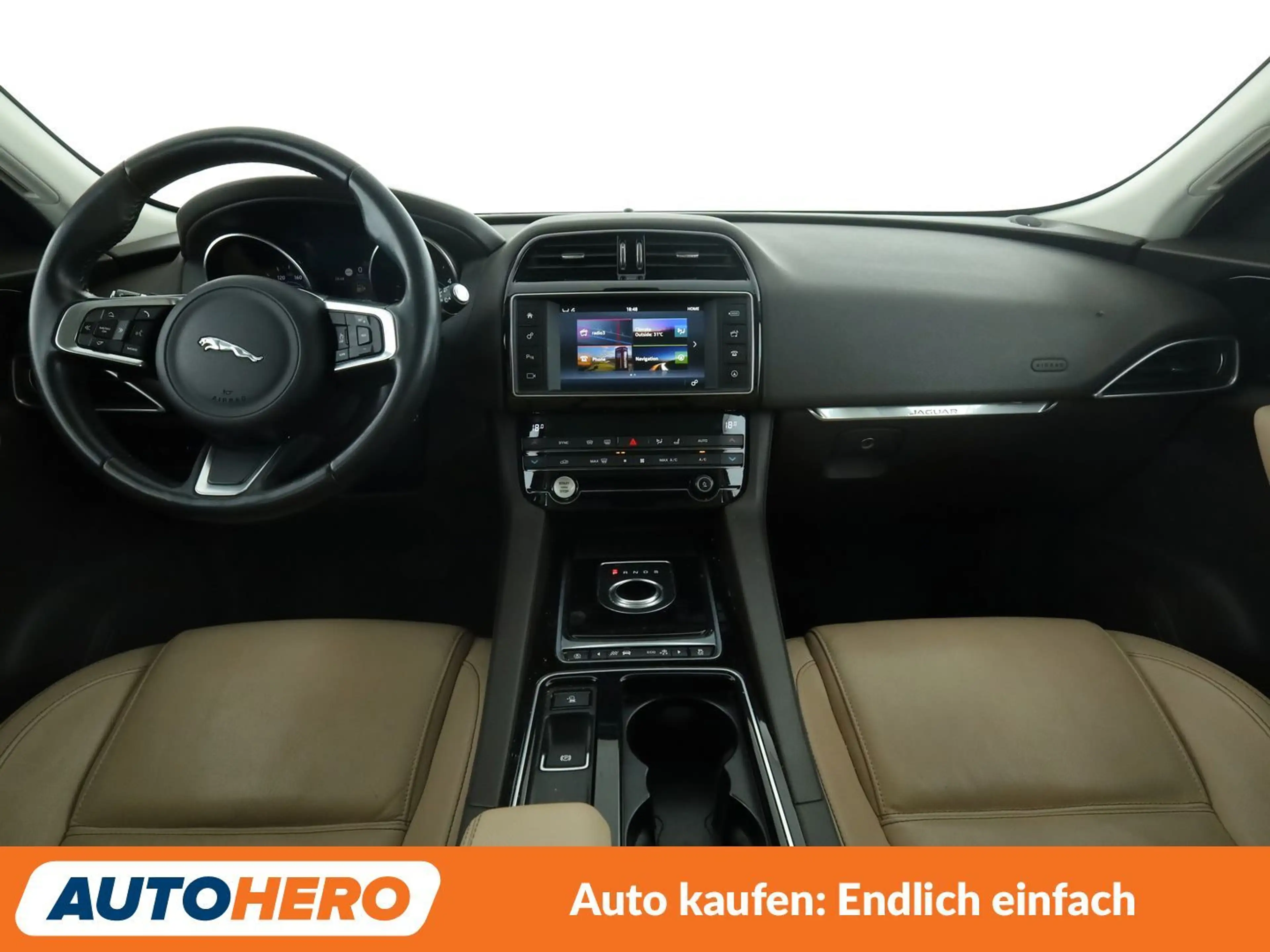 Jaguar F-Pace 25d Prestige AWD Aut*NAVI*XENON*TEMPO*CAM*PDC*SHZ* — photo 12