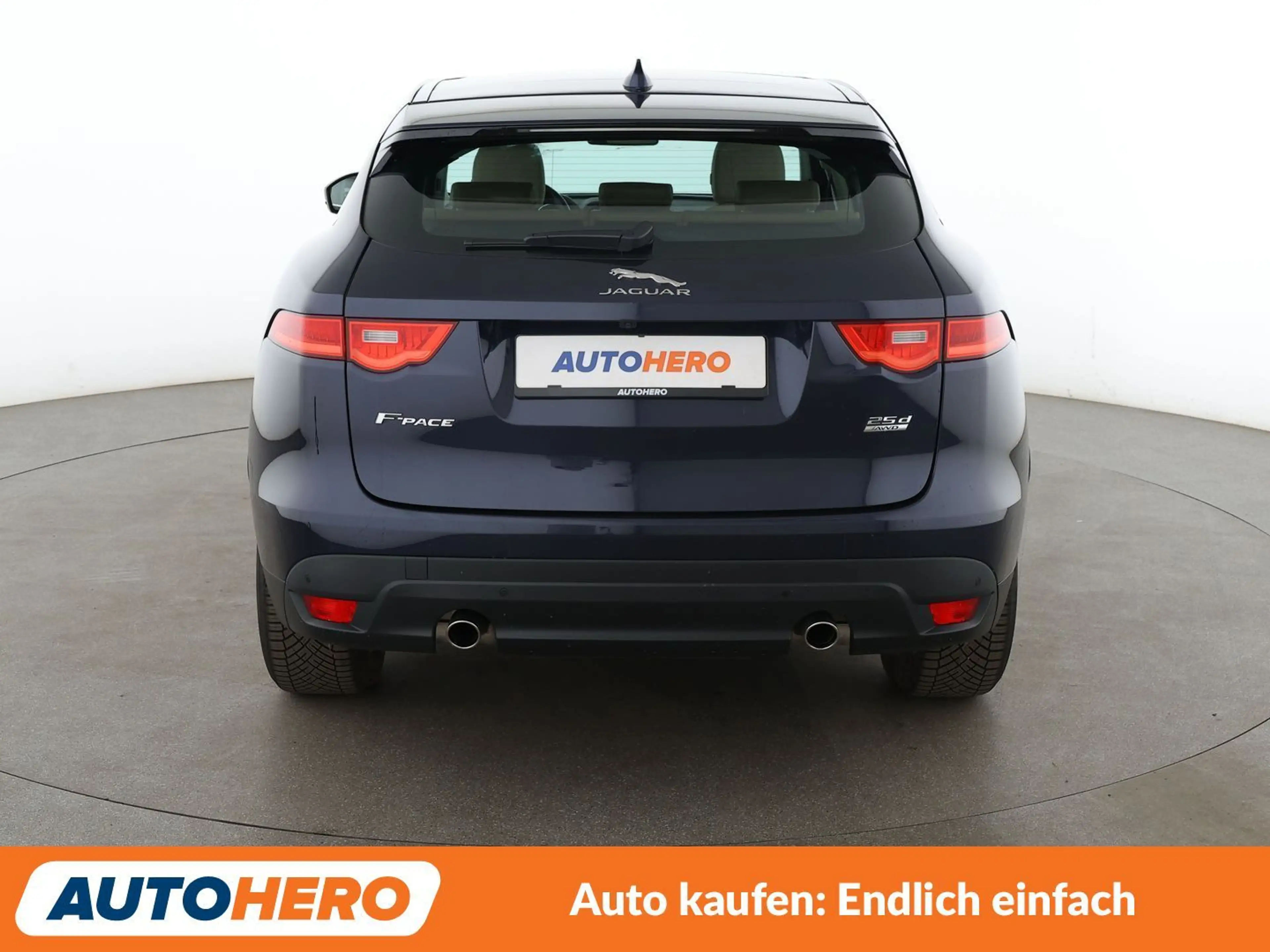 Jaguar F-Pace 25d Prestige AWD Aut*NAVI*XENON*TEMPO*CAM*PDC*SHZ* — photo 5