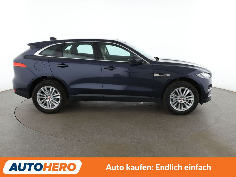 Jaguar F-Pace 25d Prestige AWD Aut*NAVI*XENON*TEMPO*CAM*PDC*SHZ* — photo 7