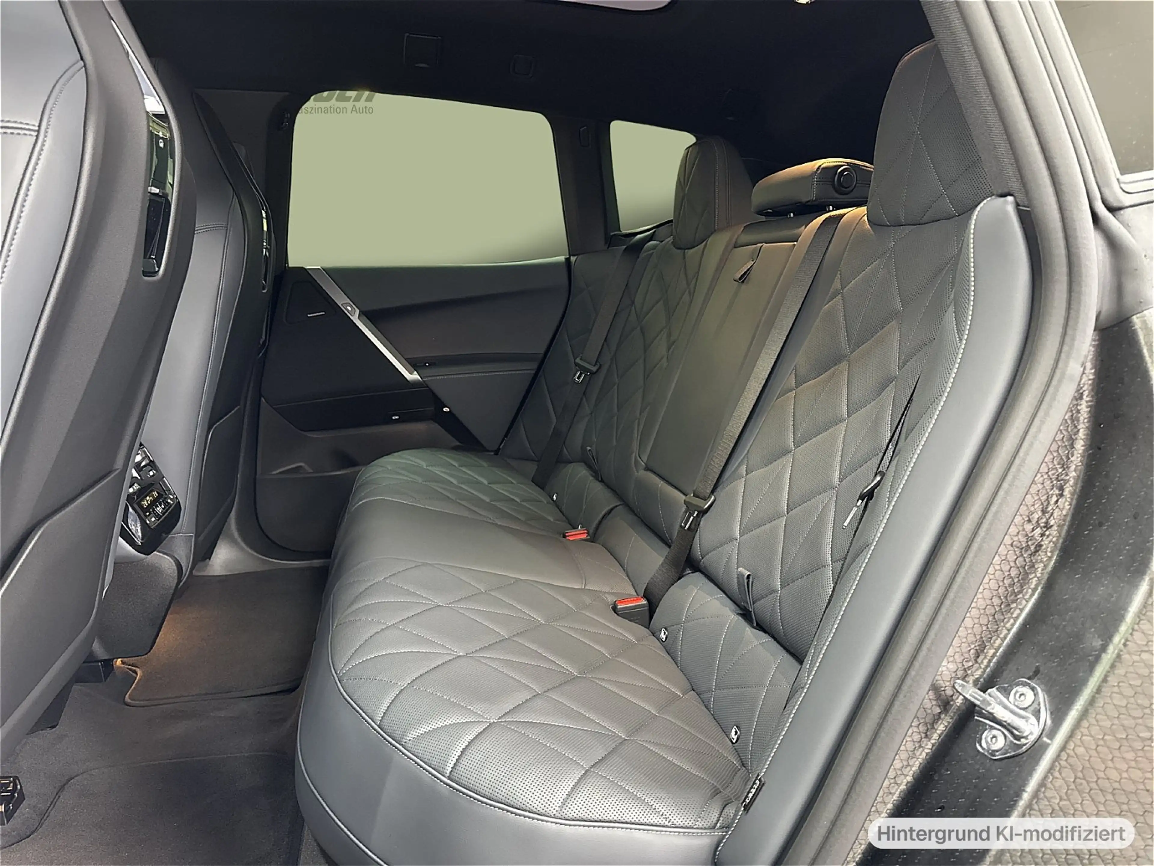 BMW iX xDrive60 | Verfügbar ab 09.01.2027 | M Sportpaket — photo 11