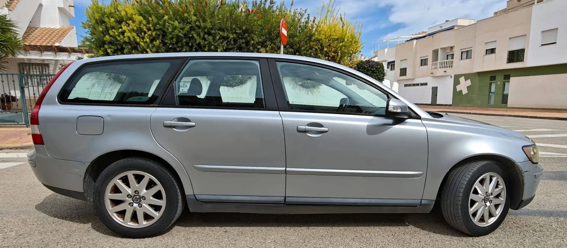 Volvo V50 V50 2.0D Momentum Momentum Gris - 2