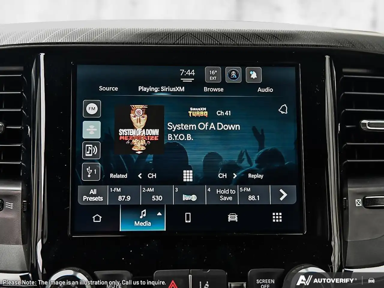 RAM 1500 снимка RAM 1500