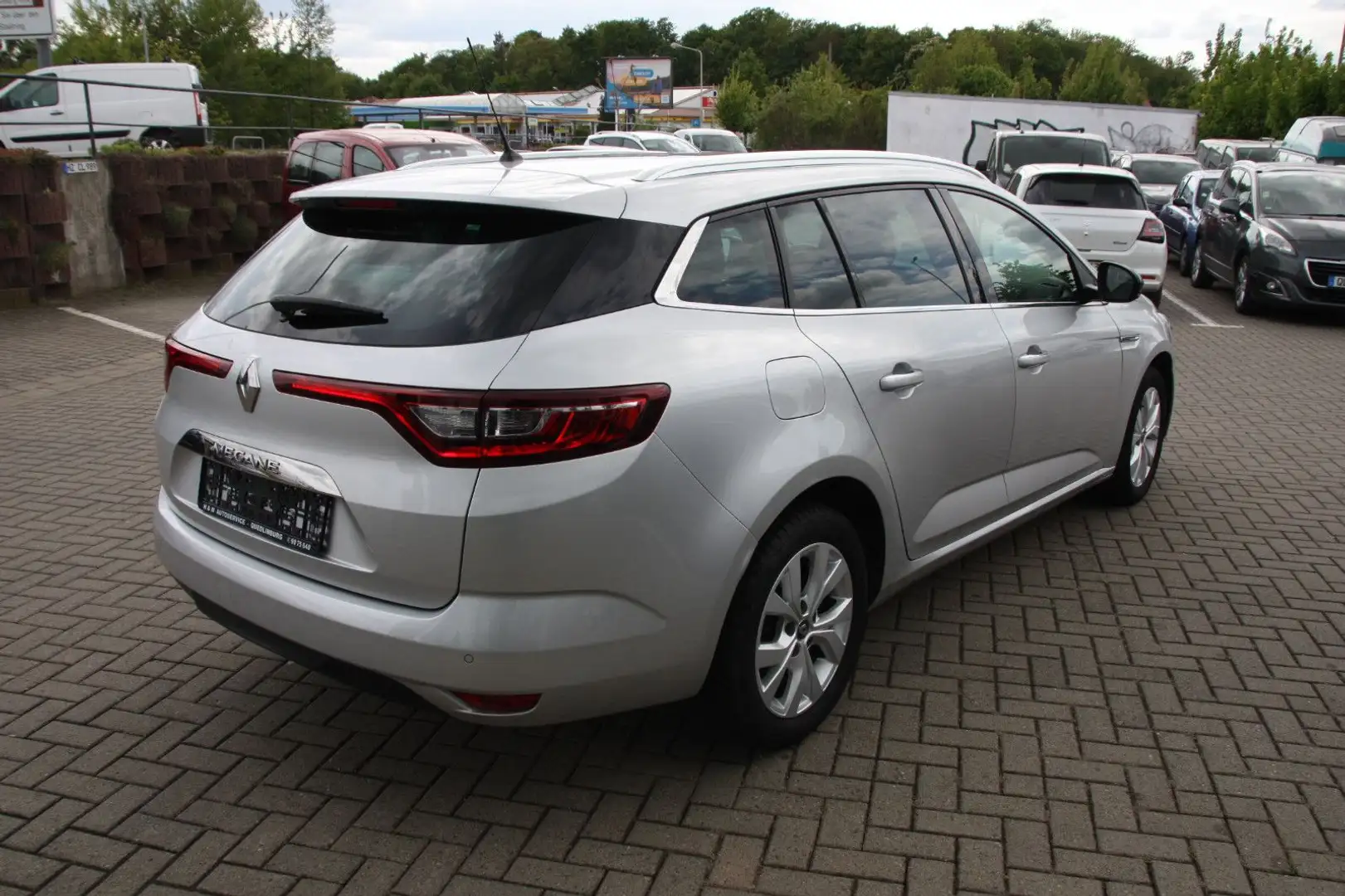 Renault Megane IV Grandtour Limited Argent - 2