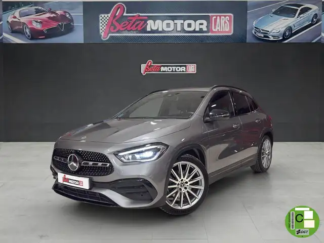 Mercedes-Benz GLA 220 220d 4Matic 8G-DCT