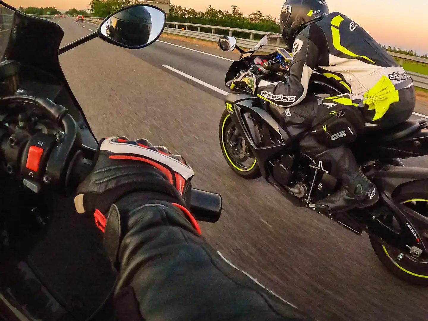 Suzuki GSX-R 600 Negru - 2