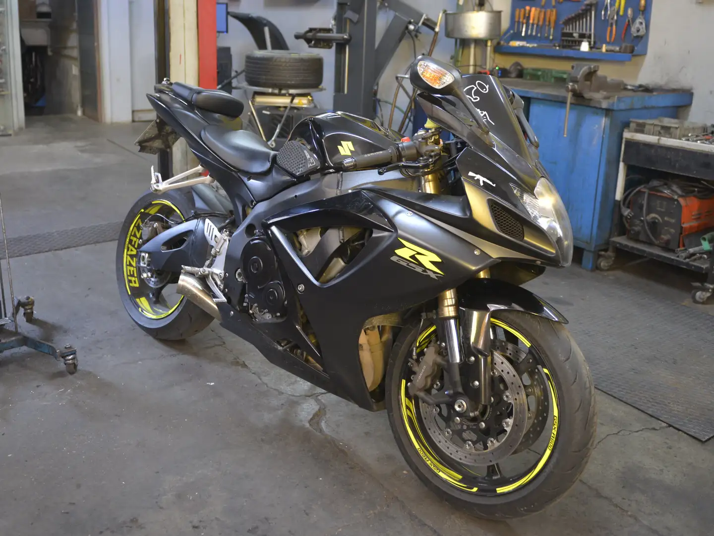 Suzuki GSX-R 600 Negru - 1