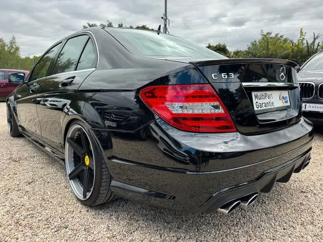 Mercedes-Benz C 63 Amg view 6