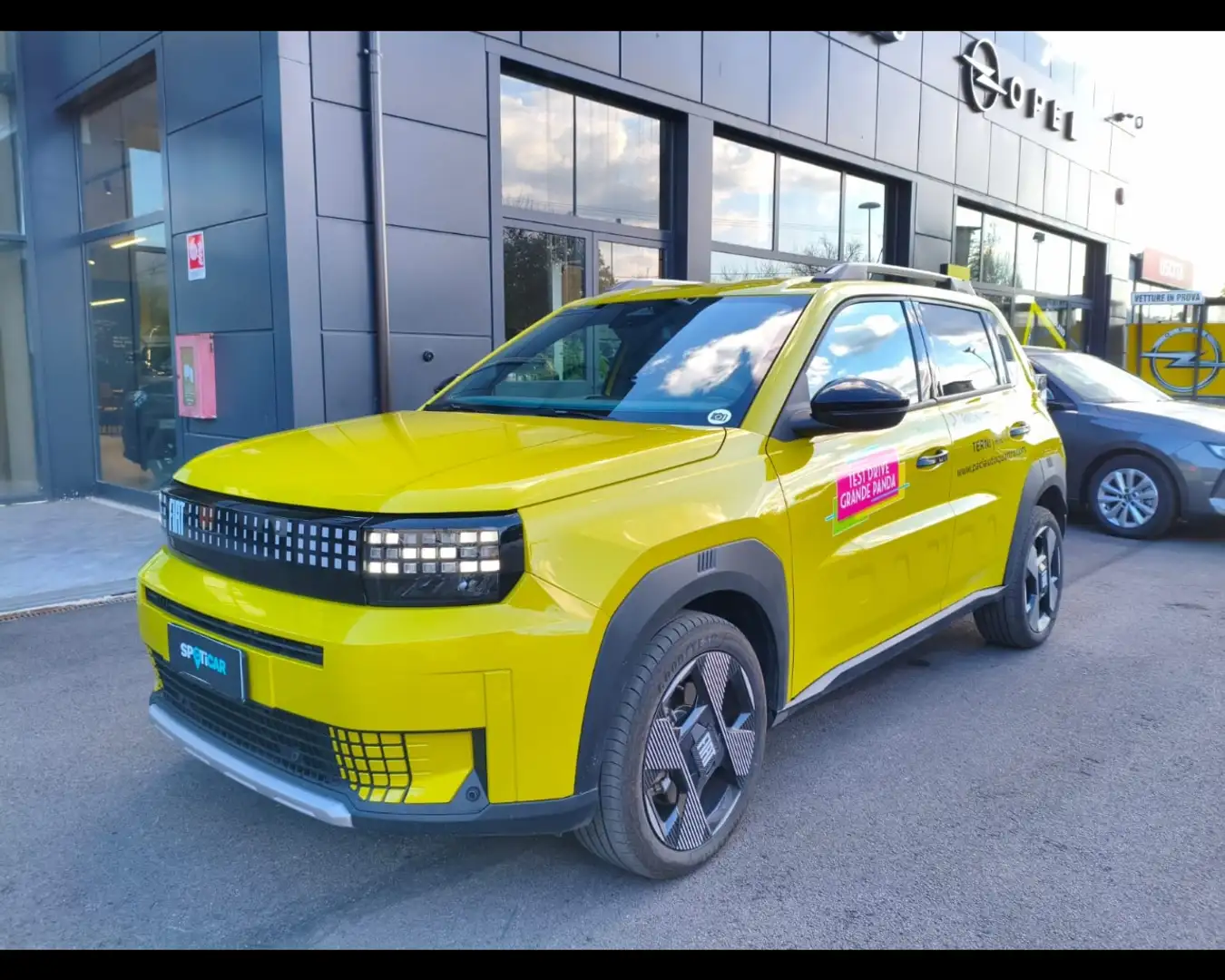 Fiat Grande Panda 44 kWh La Prima Giallo - 1