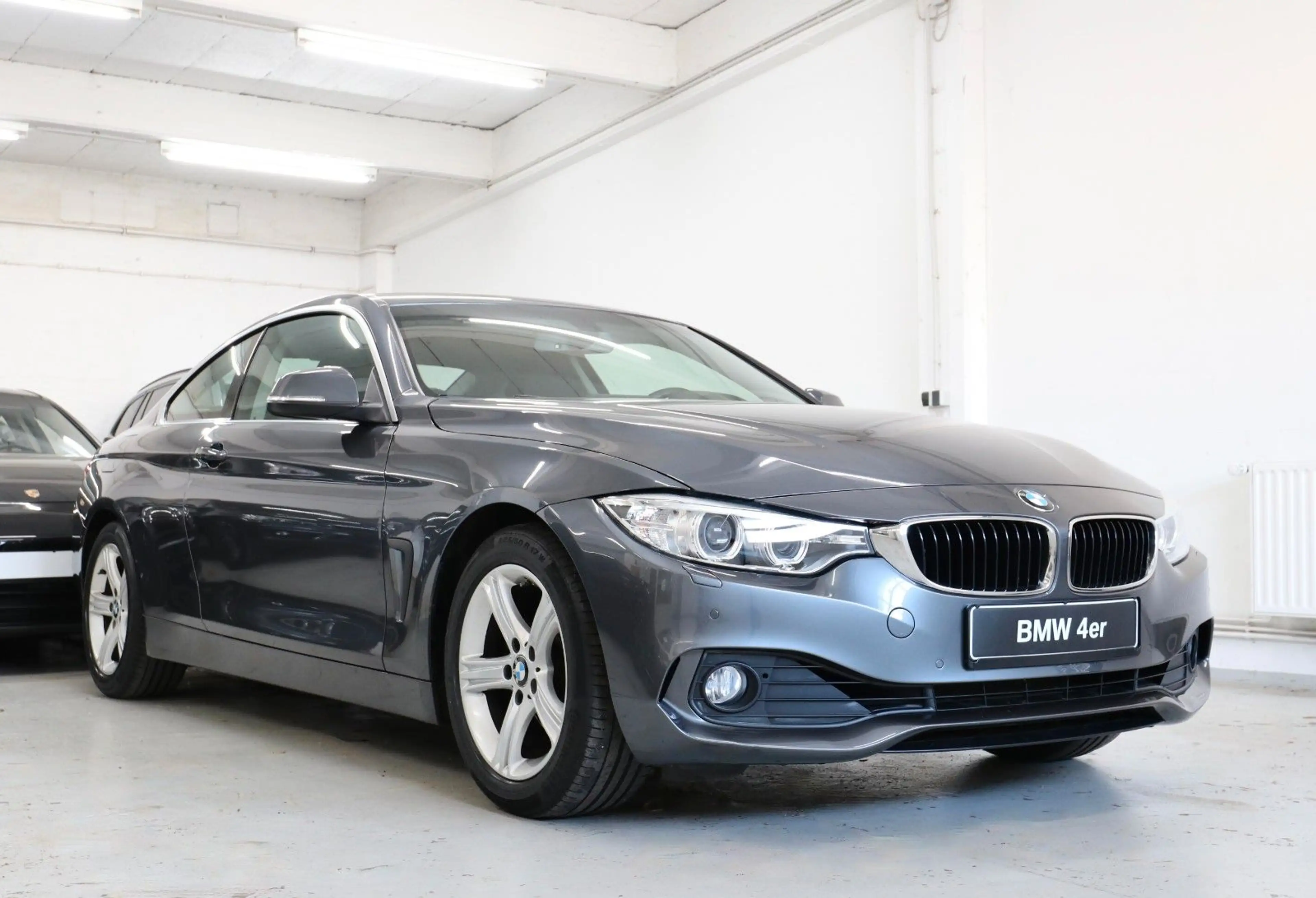 BMW 420 i Sport L. Navi Xenon Sitzh. PDC Wenig Km. — photo 3