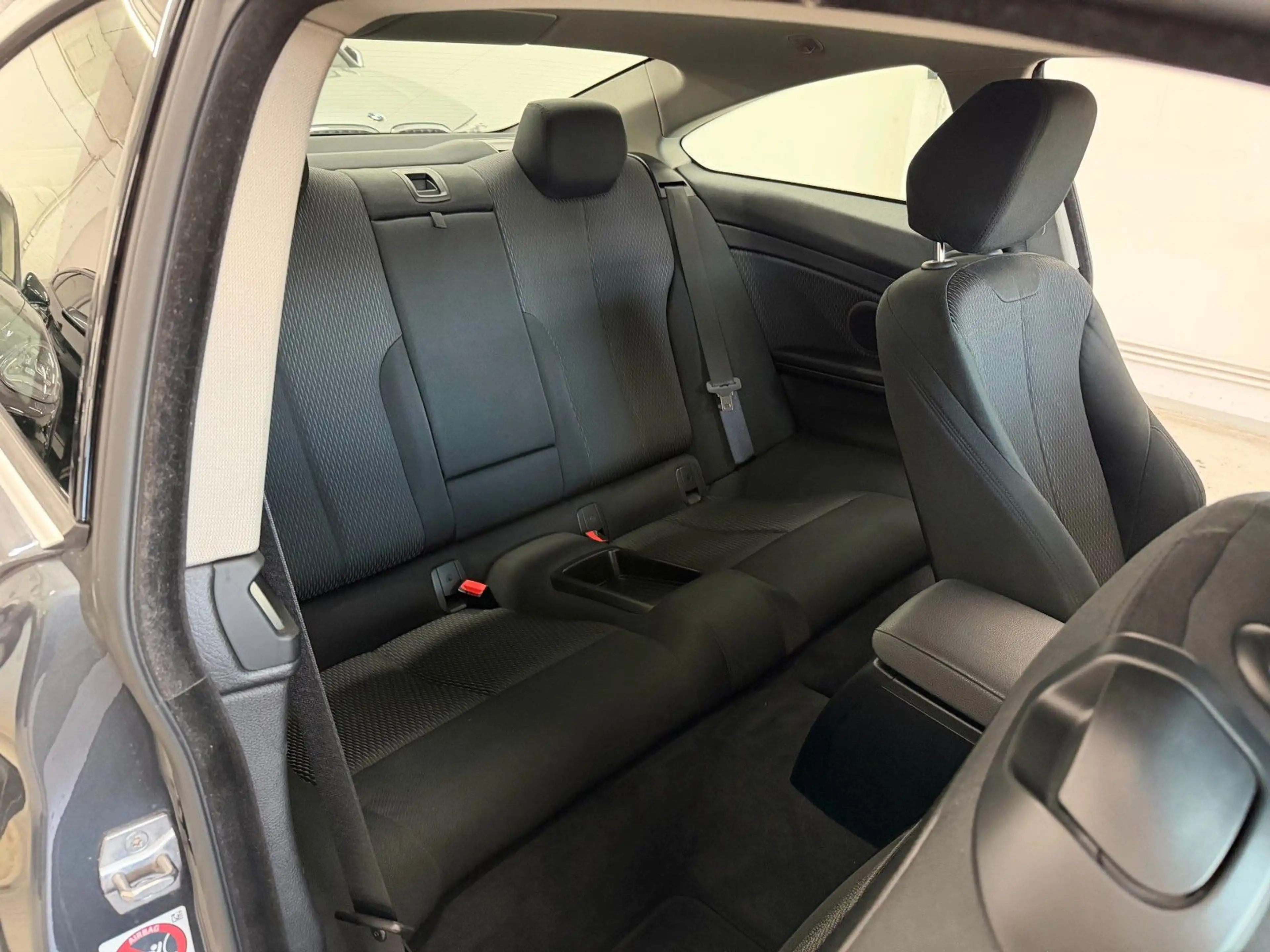 BMW 420 i Sport L. Navi Xenon Sitzh. PDC Wenig Km. — photo 13