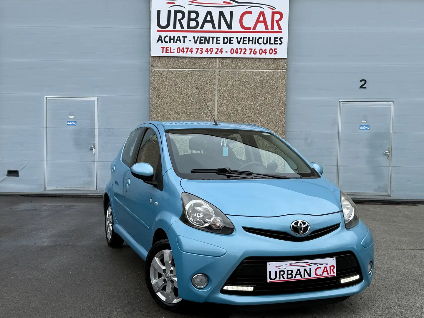 Toyota Aygo Aygo 1.0i VVT-i x-clusiv M/M Bleu - 1