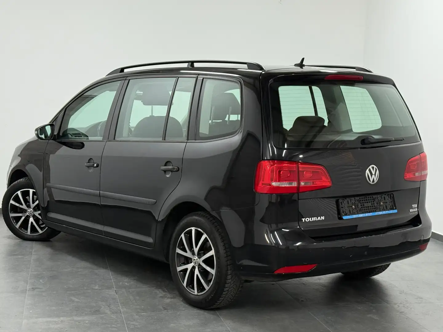 Volkswagen Touran 1.6 CR TDi 5places - Carnet Noir - 2