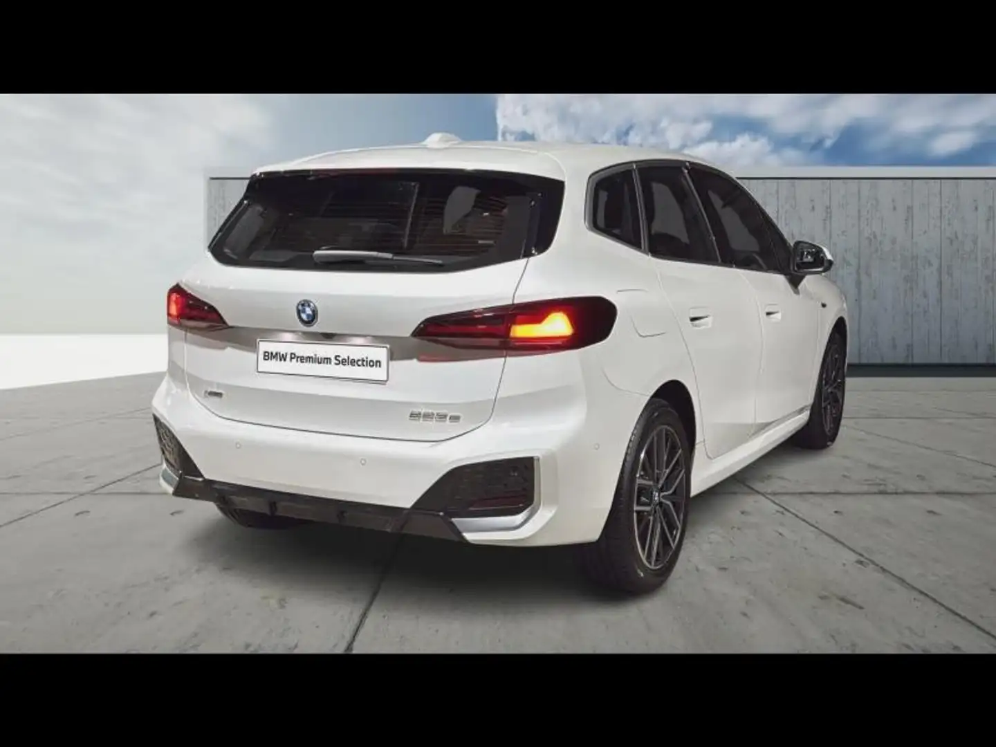 BMW 225 225e 245ch xDrive M Sport DKG7 Blanc - 2