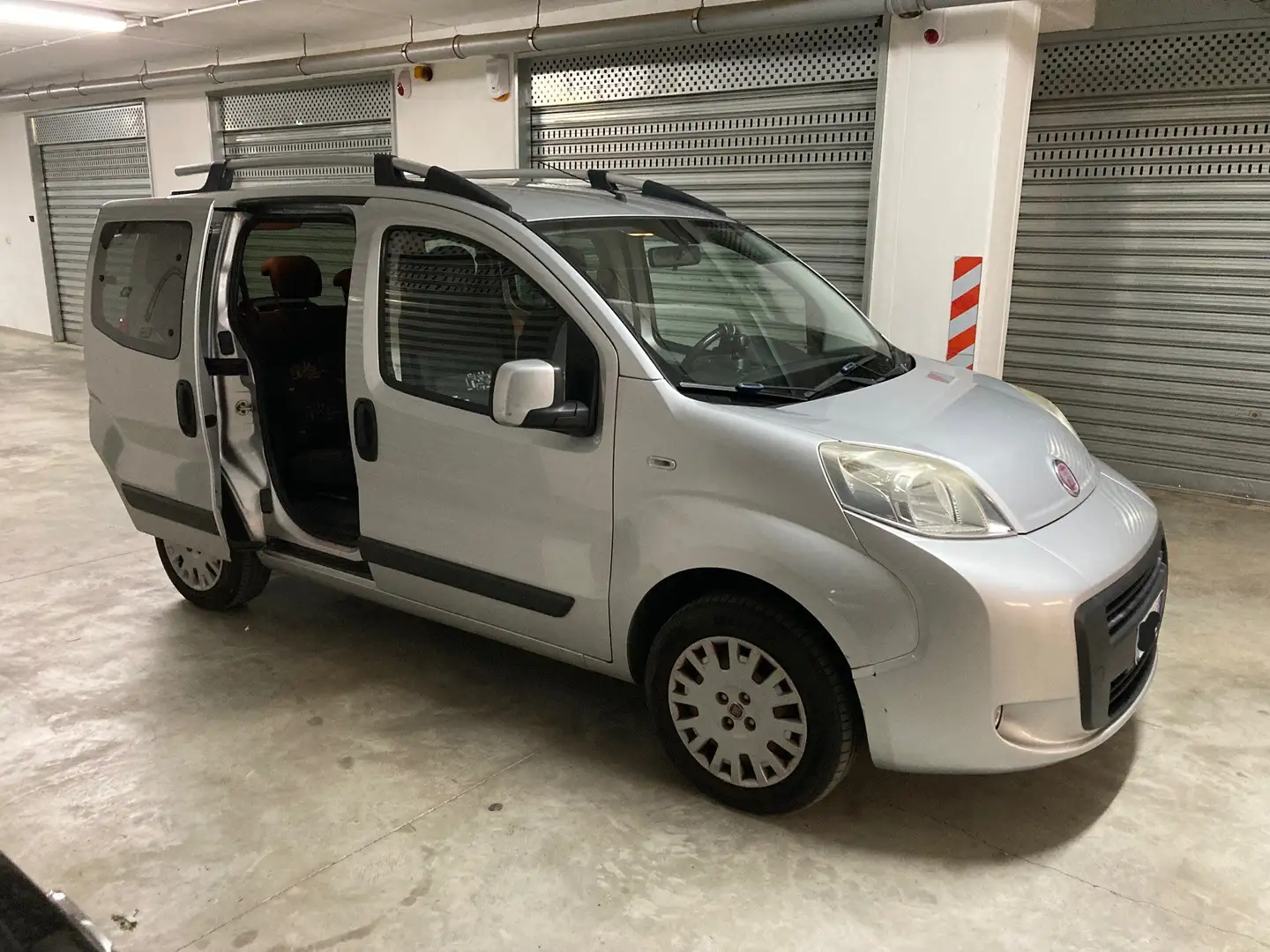 Fiat Qubo Qubo 1.4 8v natural power MyLife 70cv Argento - 1