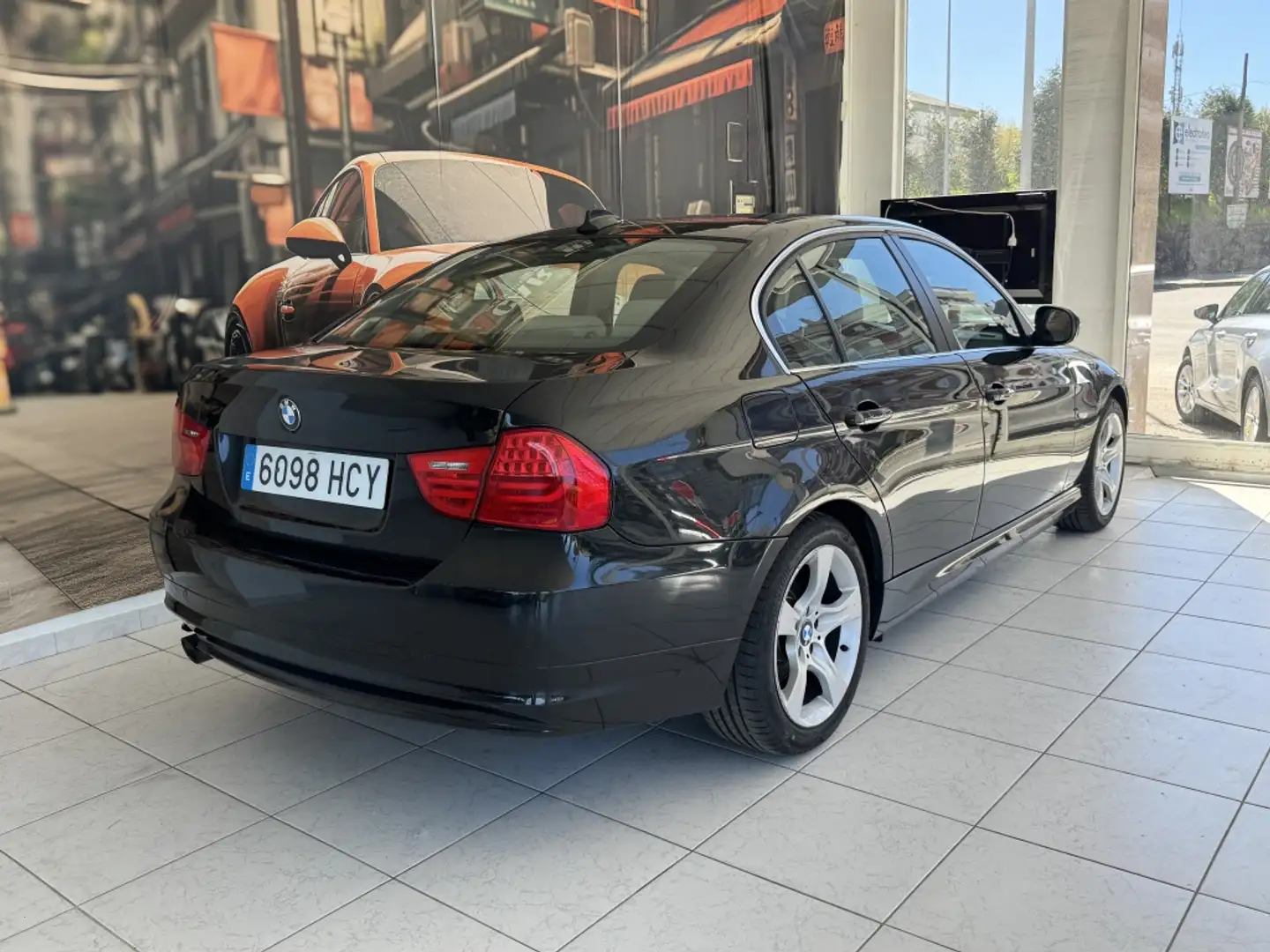 BMW 318 318dA Negro - 2