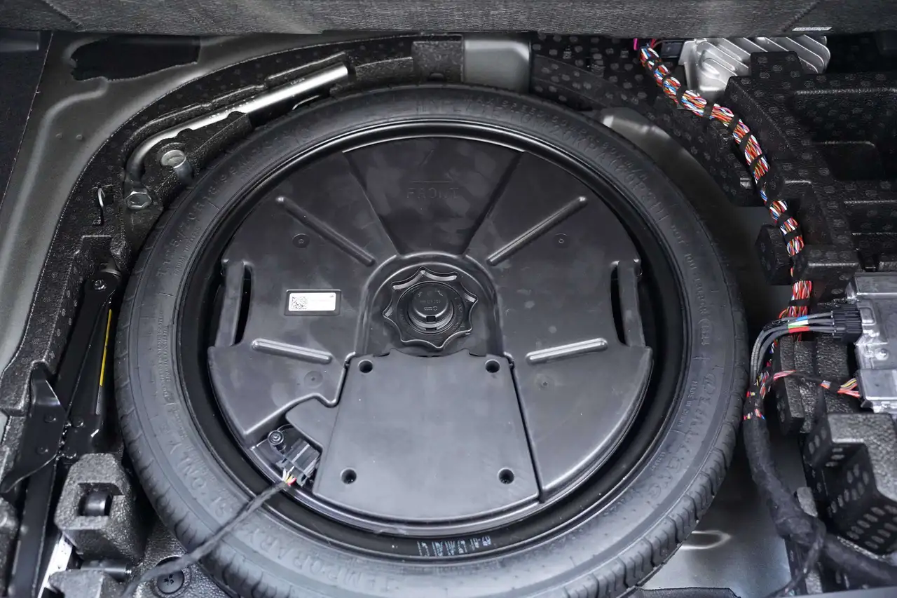 Cupra Formentor 1.5 eTSI DSG *SENNHEISER / 360° / KEYLESS / ELEKTRISCHE KOFFER / VERWARMDE ZETELS, миниатюра 13