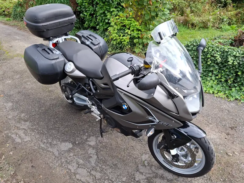 BMW F 800 GT - foto 4