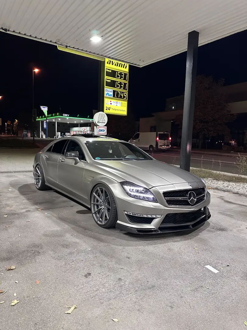 Mercedes-Benz CLS 63 AMG First Edition - 2