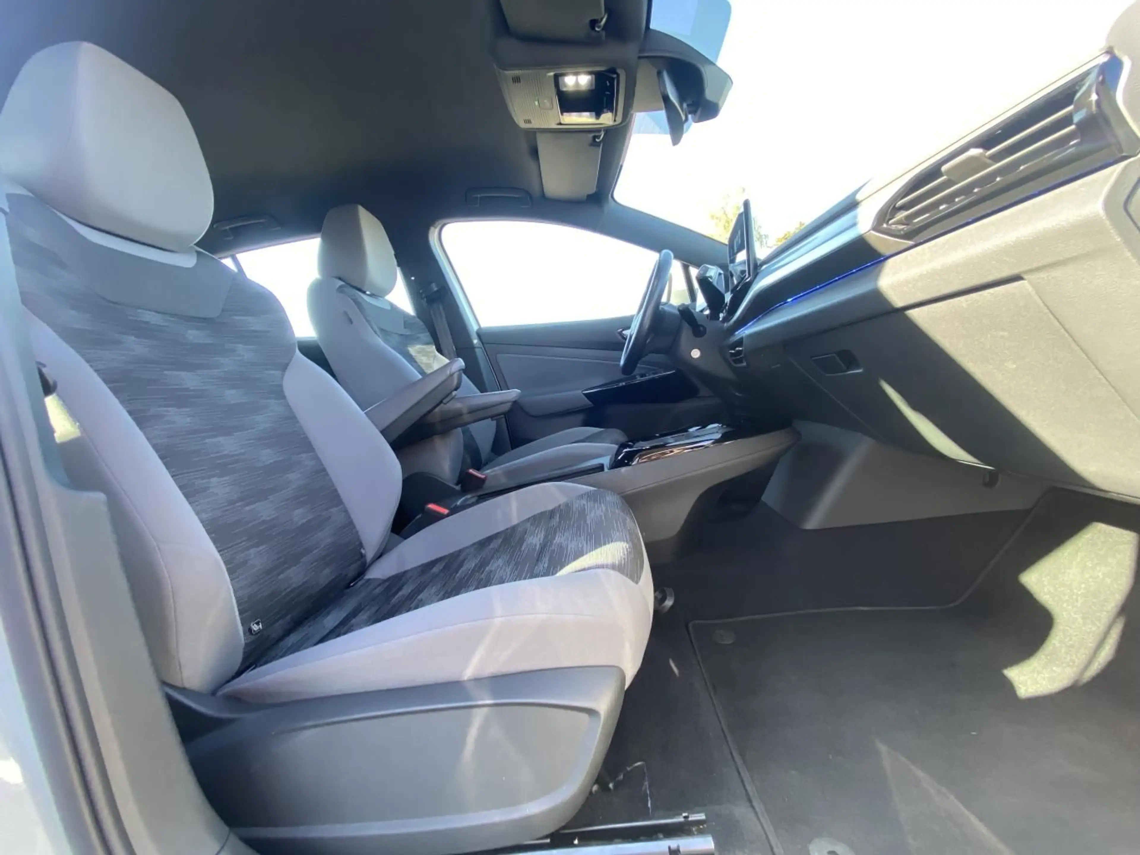 Volkswagen ID.4 PURE-Performance APP-CONNECT+KAMERA+NAVI+CC — photo 21