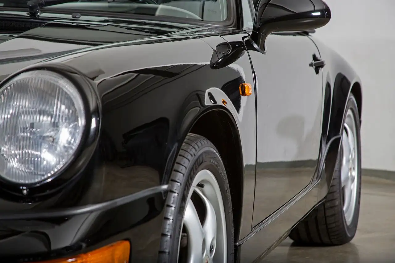 Porsche 964 Cabrio, 28 Jahre 1 Besitzer, Motor revidiert, foto 3