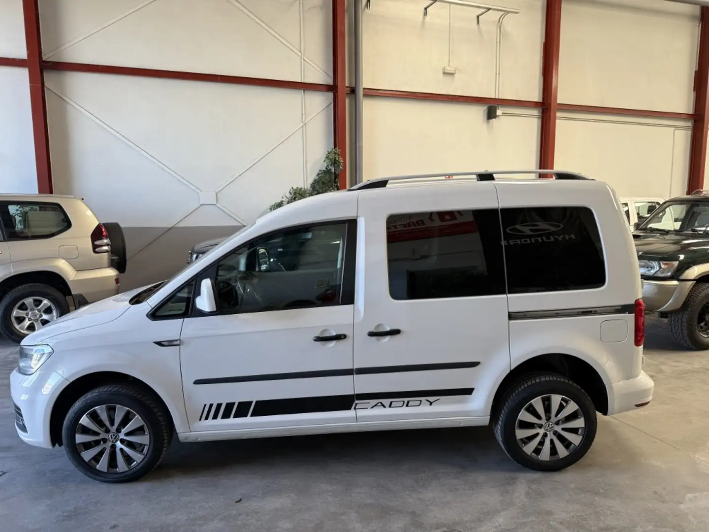 Volkswagen Caddy 2.0TDI Trendline 4M 90kW Blanco - 2