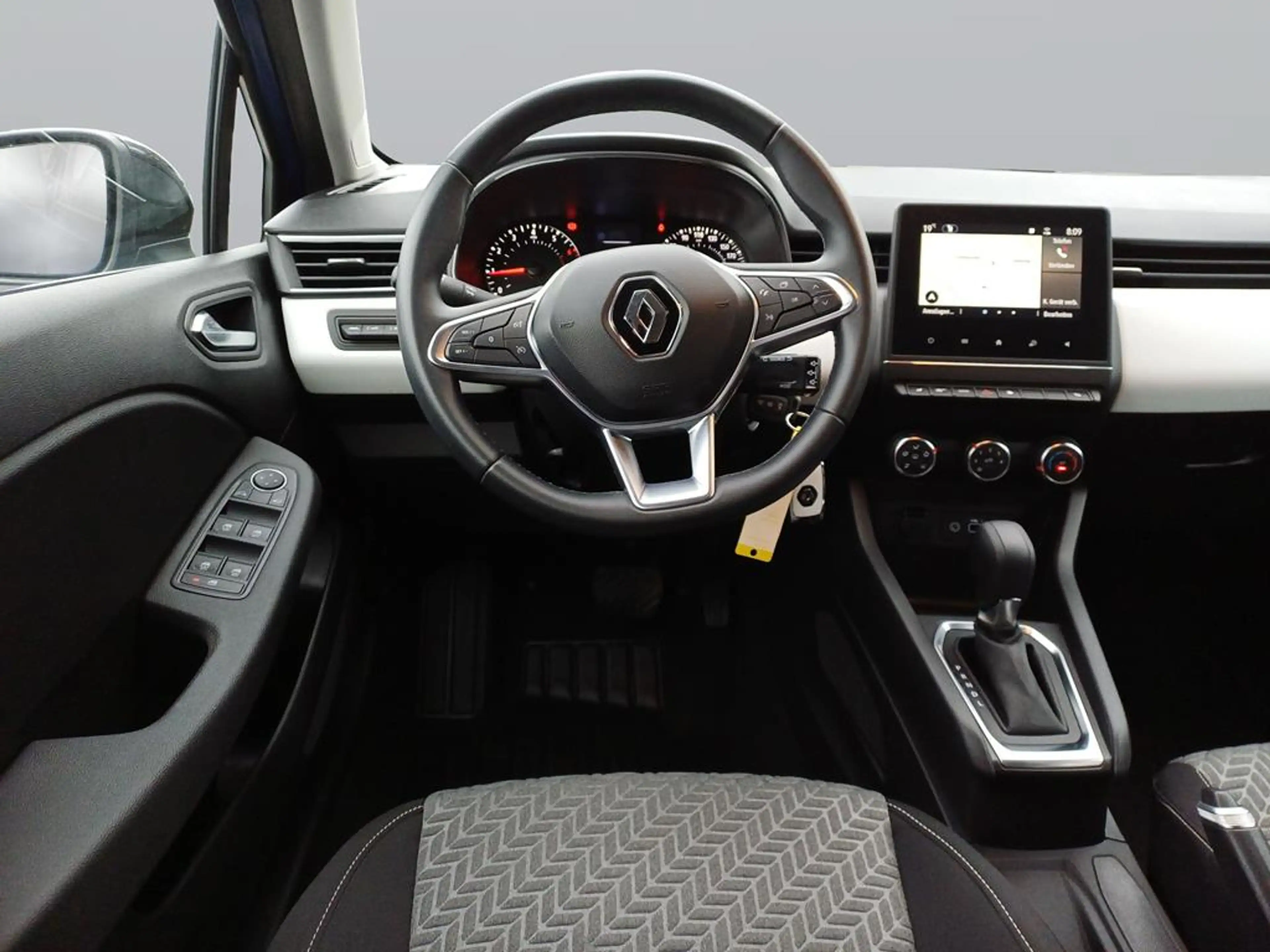 Renault Clio EVOLUTION TCe 90 X-tronic — photo 15