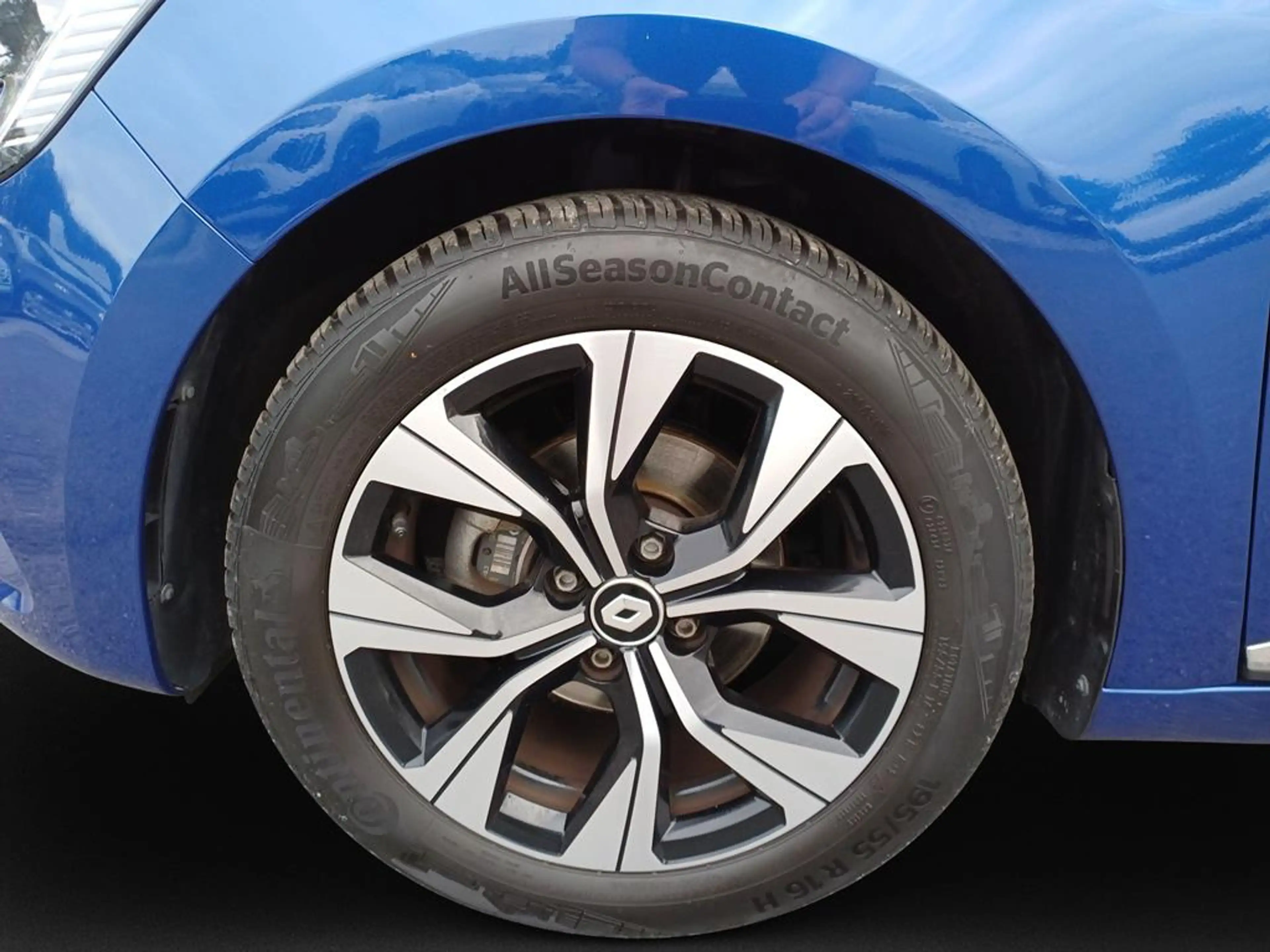 Renault Clio EVOLUTION TCe 90 X-tronic — photo 10