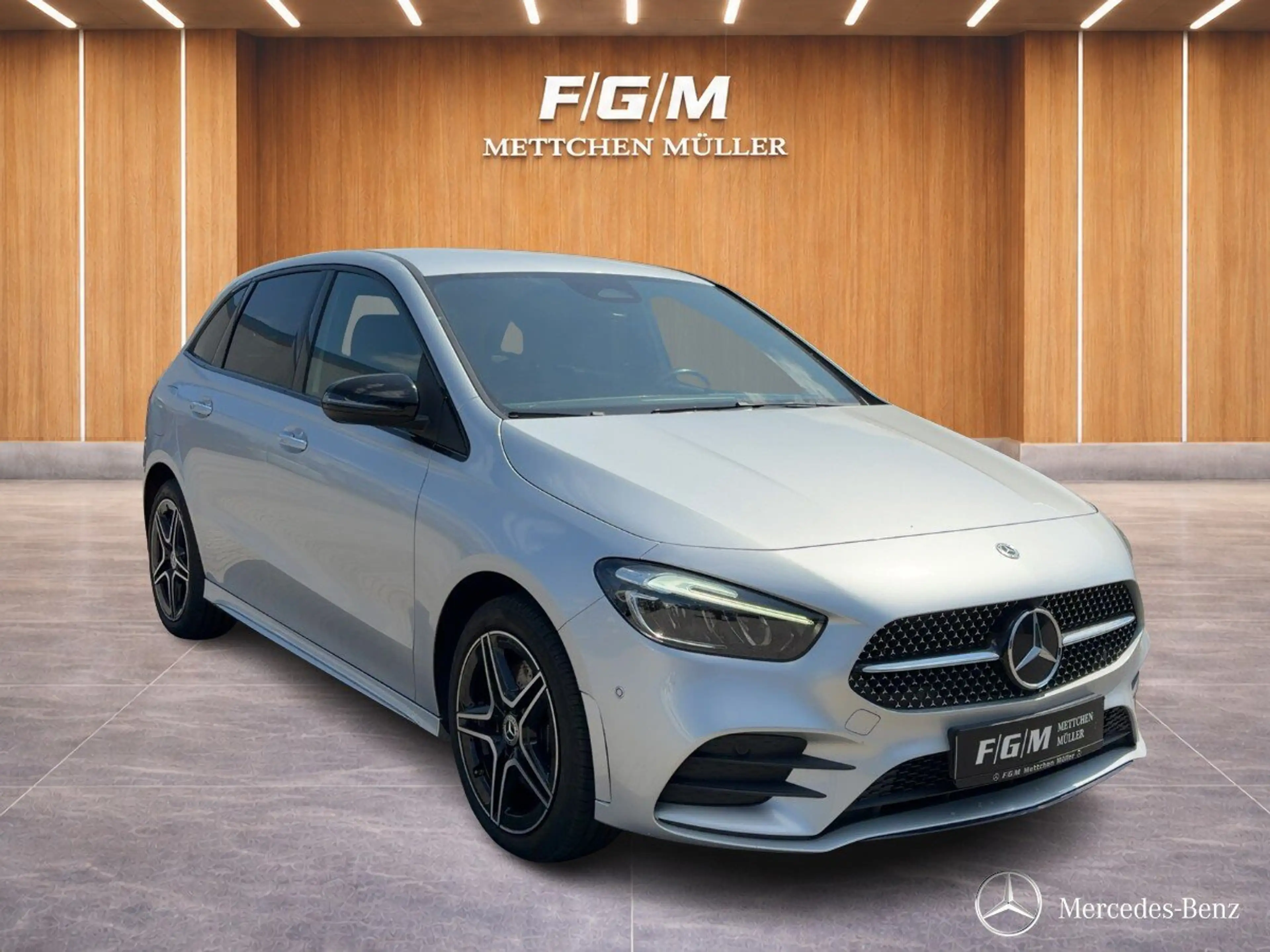 Mercedes-Benz B 250 B 250e EQ Hybrid AMG Line/R.Kamera/Night/Keyless — photo 4