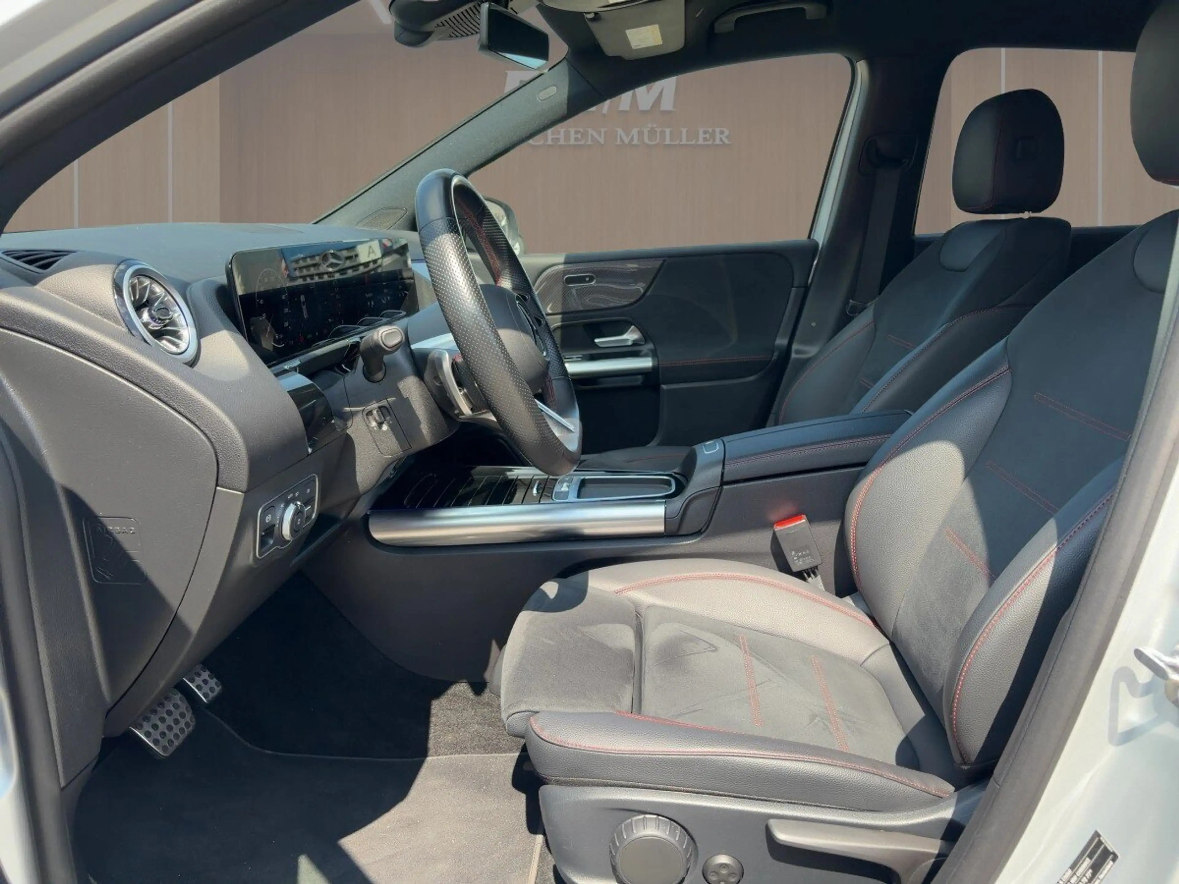 Mercedes-Benz B 250 B 250e EQ Hybrid AMG Line/R.Kamera/Night/Keyless — photo 6