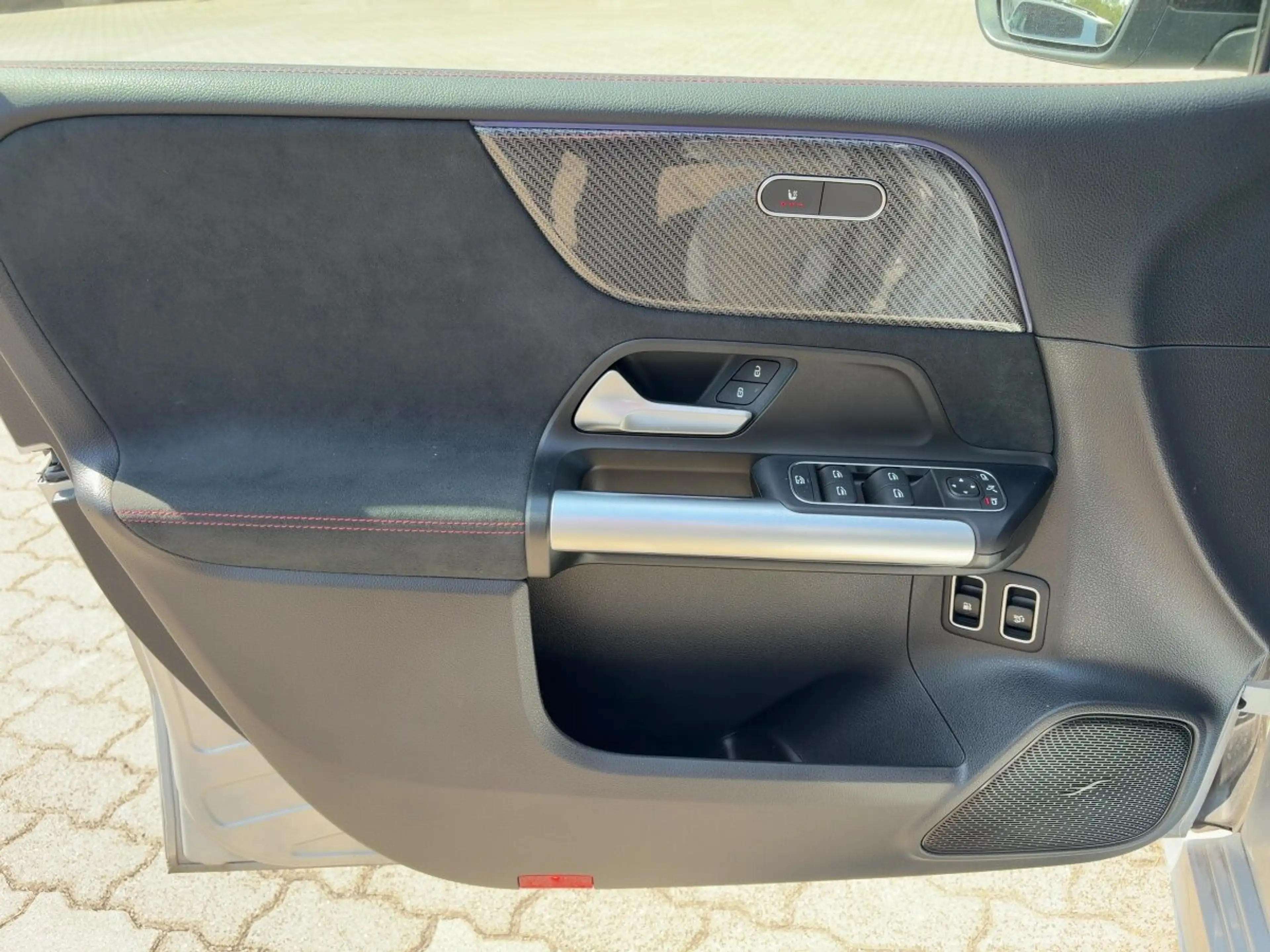 Mercedes-Benz B 250 B 250e EQ Hybrid AMG Line/R.Kamera/Night/Keyless — photo 14