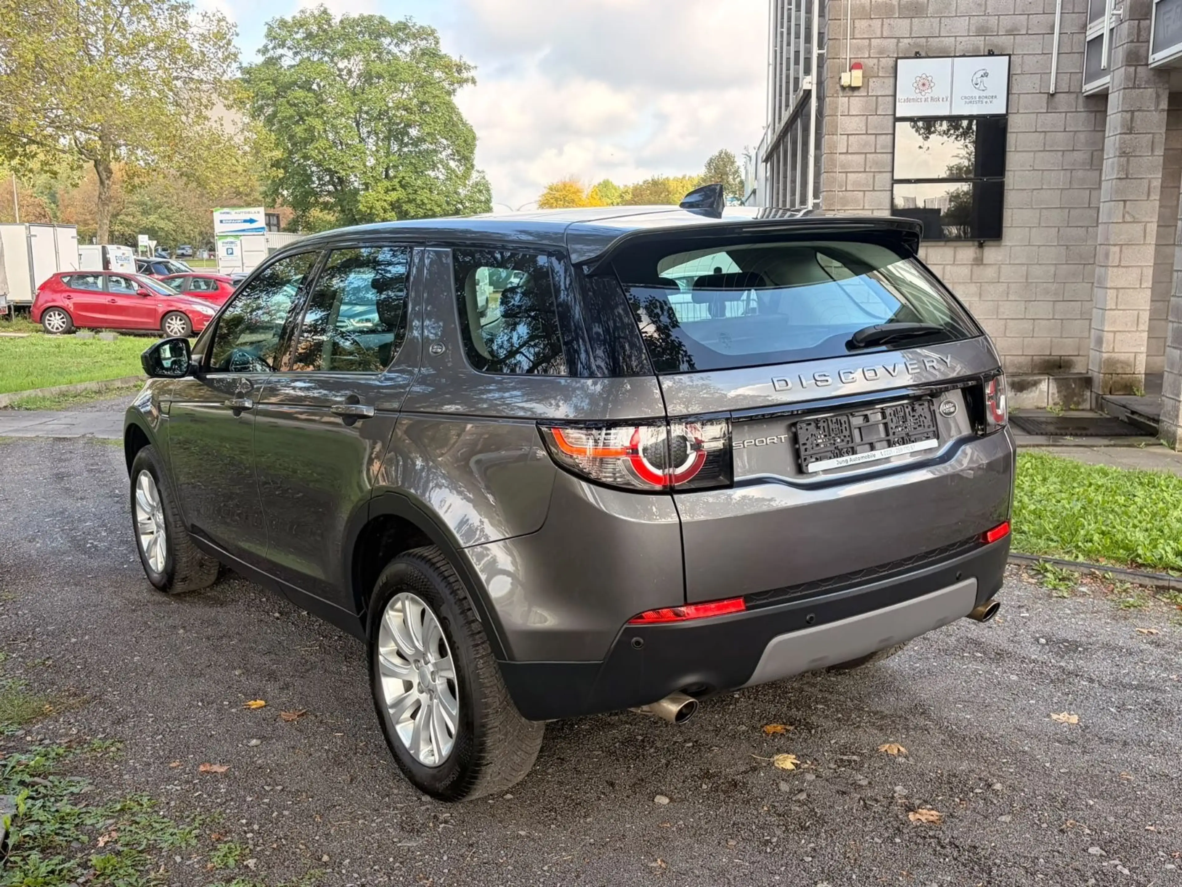 Land Rover Discovery Sport SE AWD*4 X 4 *EU6*Auto*Pano*Navi — photo 7