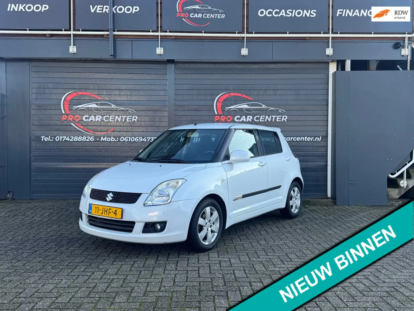 Suzuki Swift 1.3 Bandit CLIMATE|KEYLESS|EL.RAMEN|NAP|APK|LMV Weiß - 1