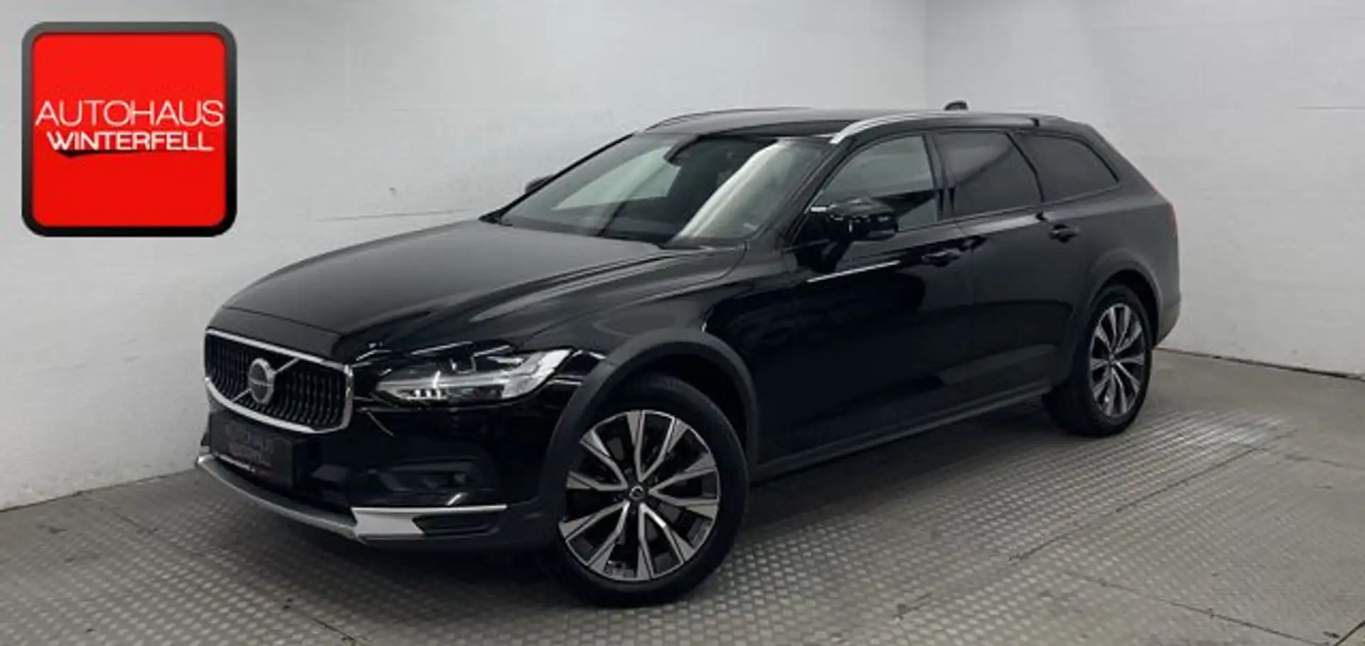 Volvo V90 Cross Country B4 D AWD AHK+H/K+MEMO+ACC+LKA+ Schwarz - 1