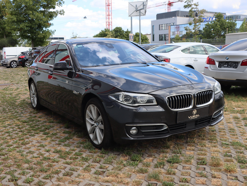 BMW 530 530 d xDrive | SCHIEBEDACH | Head-up | EXPORT | — photo 4
