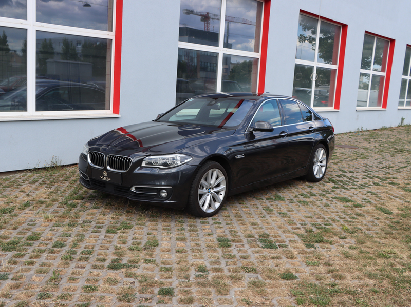 BMW 530 530 d xDrive | SCHIEBEDACH | Head-up | EXPORT | — photo 2