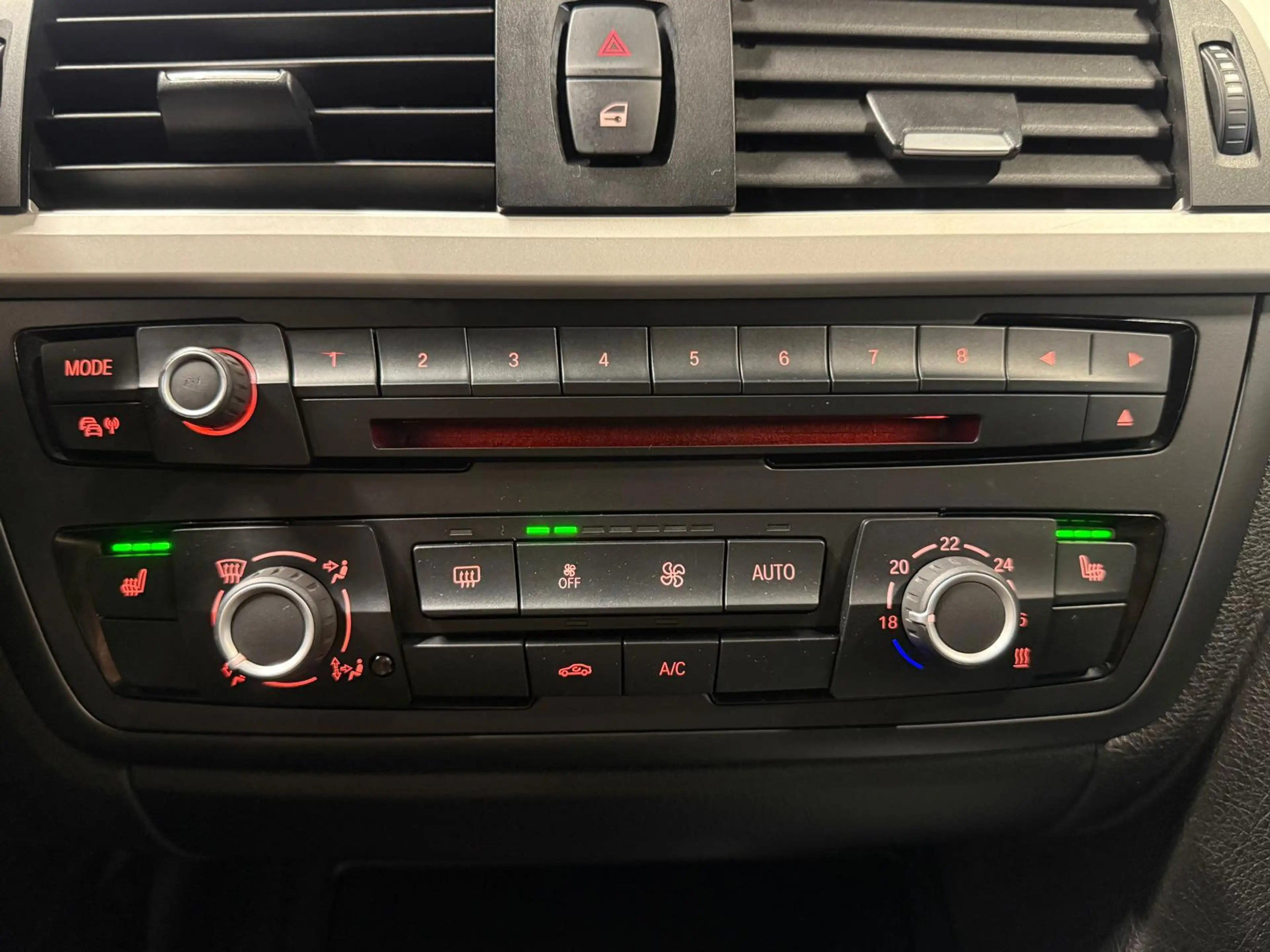 BMW 316 3-serie 316i High Executive LED|NAVI|STOELVERWARM. — photo 15