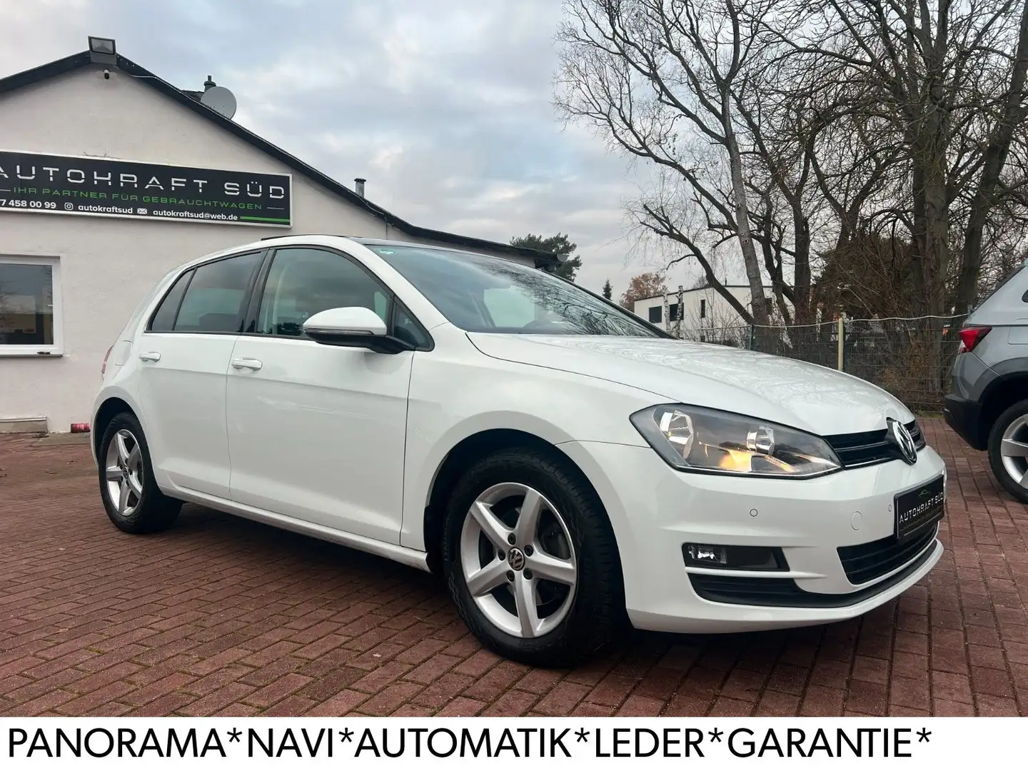 Volkswagen Golf VII Lim. Comfortline BMT*ACT*NAVI*PANORAMA* Weiß - 1