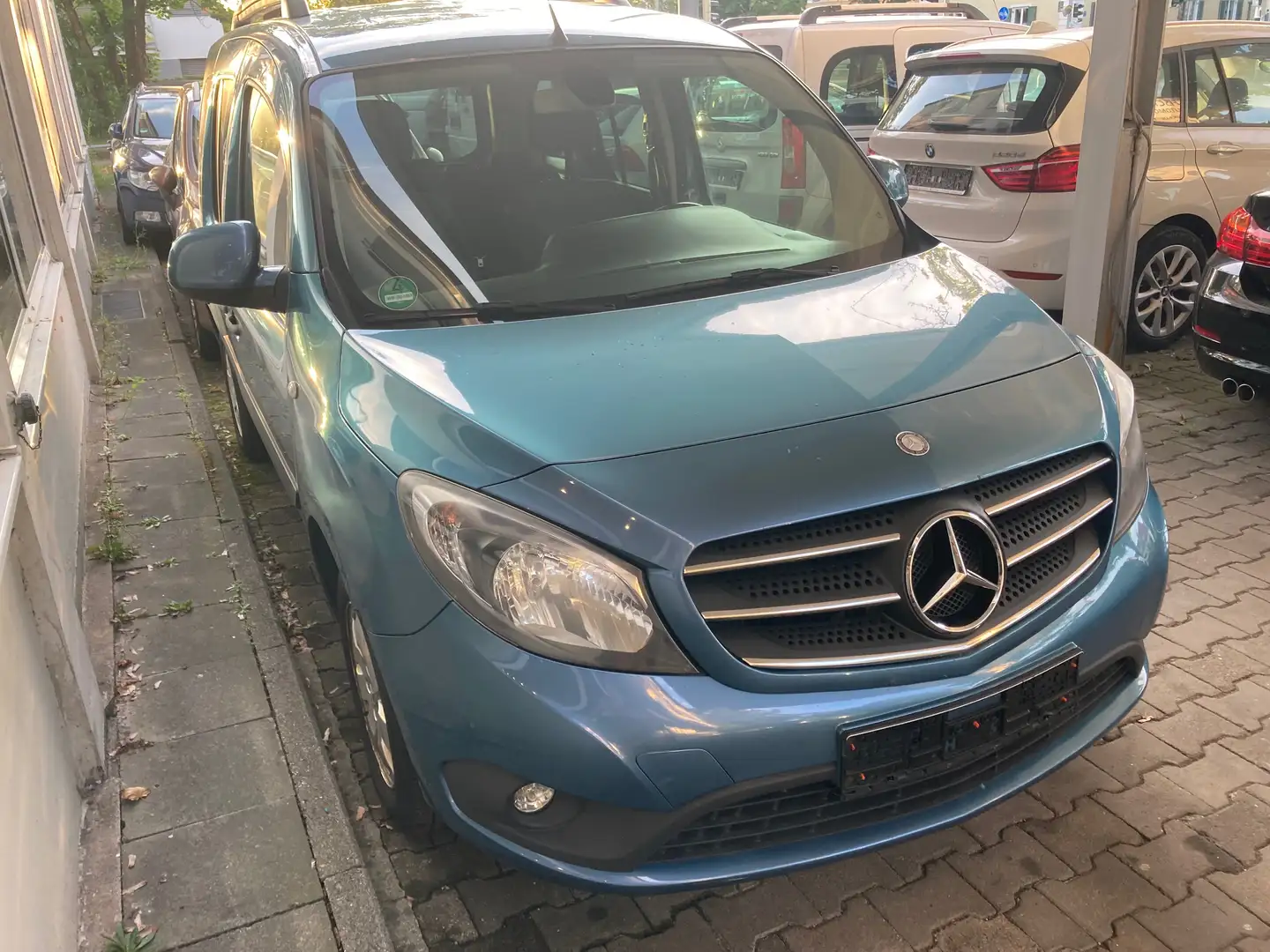 Mercedes-Benz Citan 111 CDI lang Tourer Edition+Klimaaut/SHZ/PDC/Tempo Blau - 1