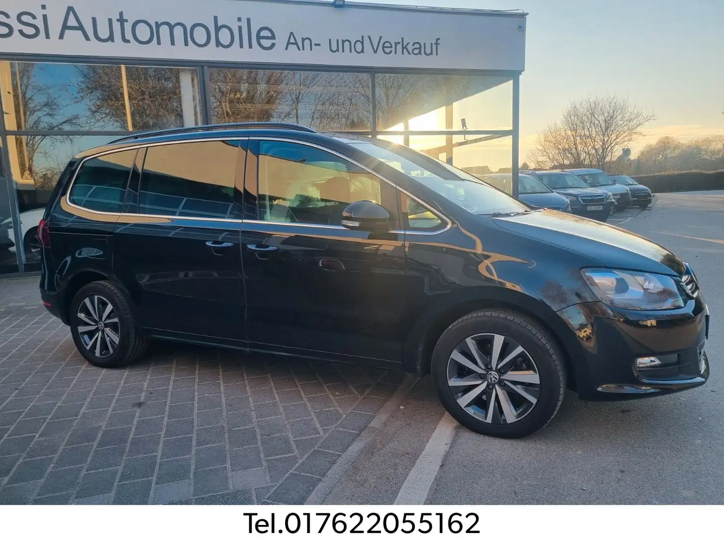 Volkswagen Sharan 7-Sitzer/Easy Open/Park Assist/Pano Schwarz - 1