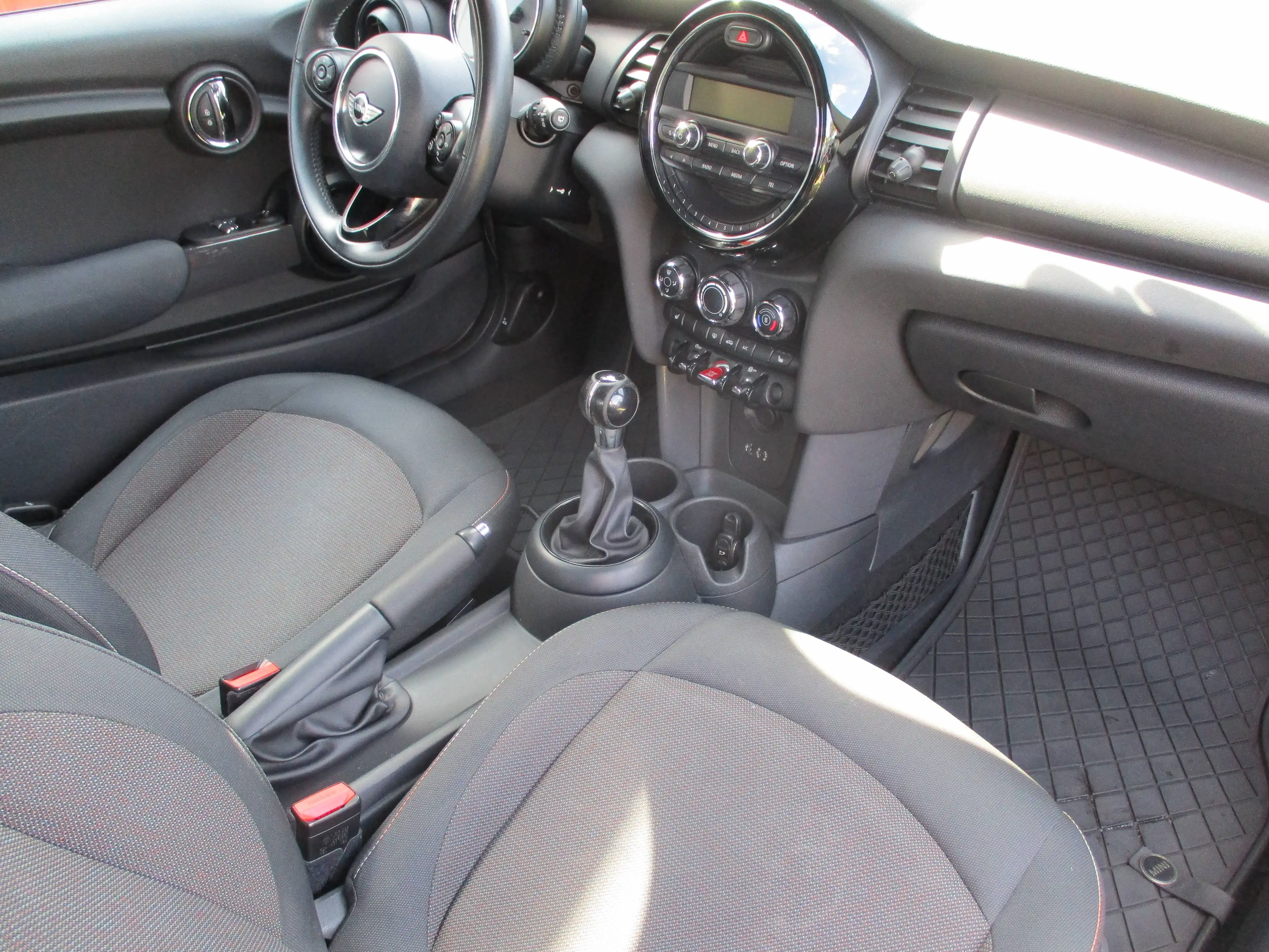 MINI One MINI 3-TÜRER — photo 14